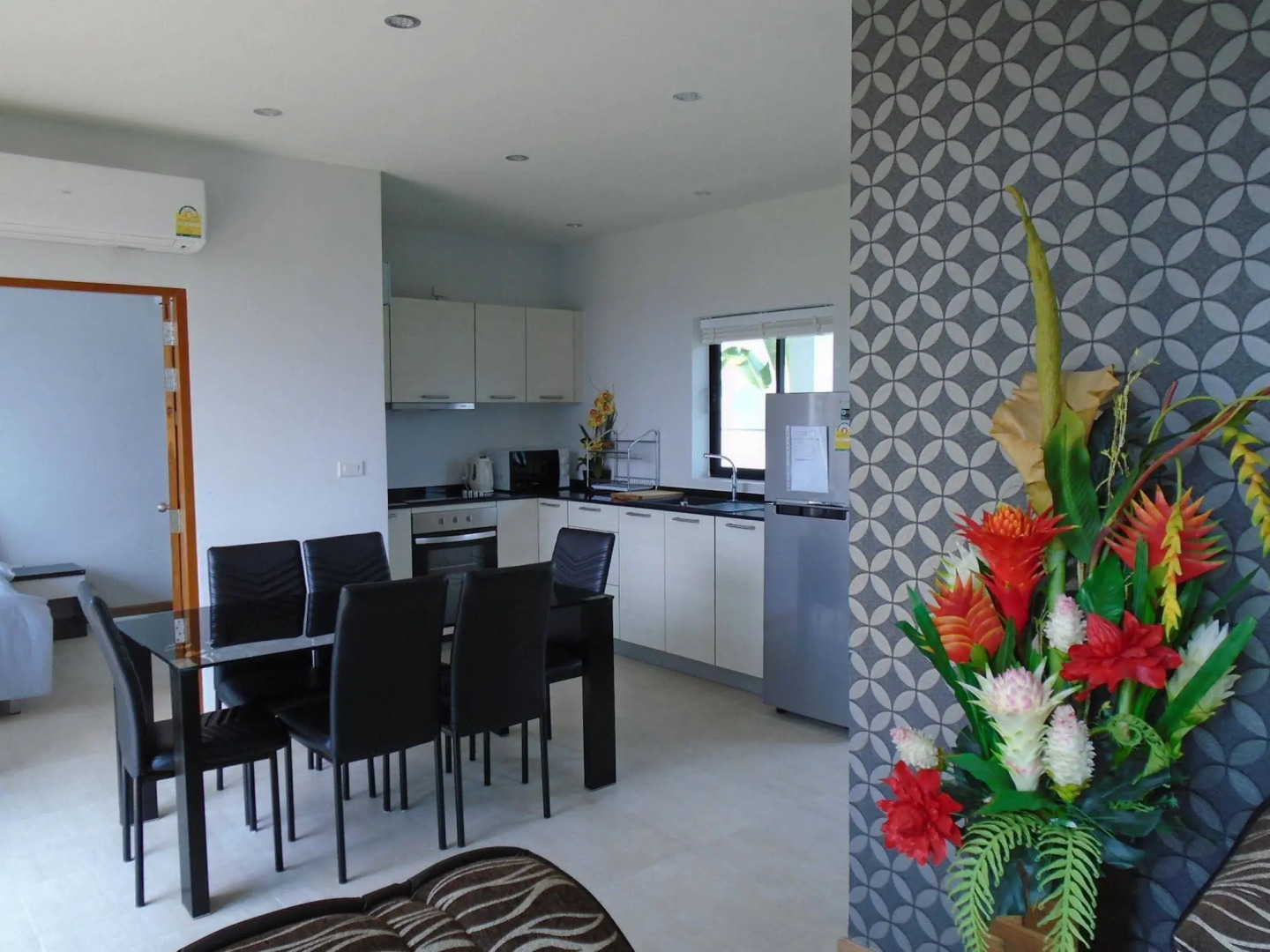 Sunrise Villa Resort