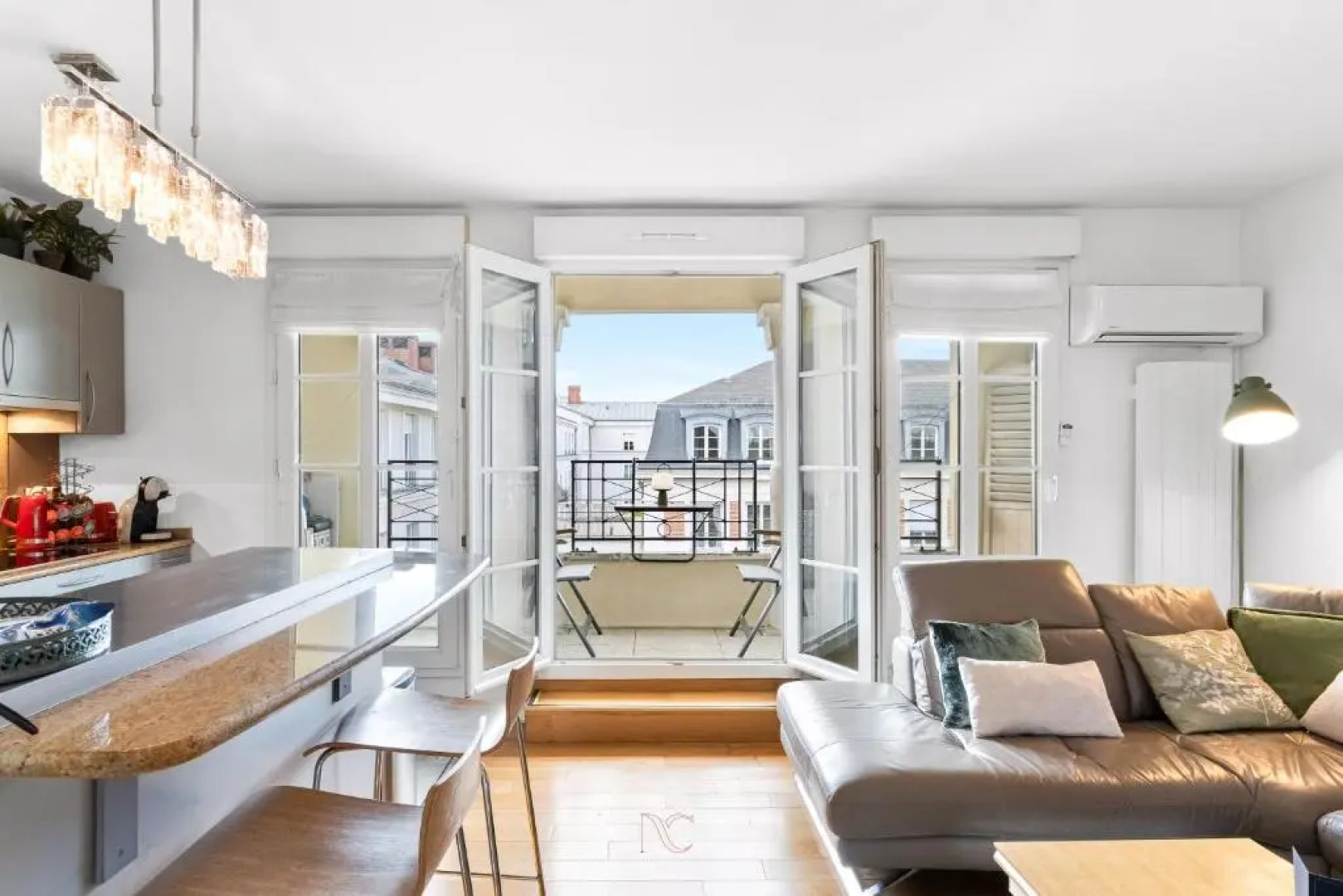 Disneyland-Paris 5pers, Parking, Wifi, Netflix