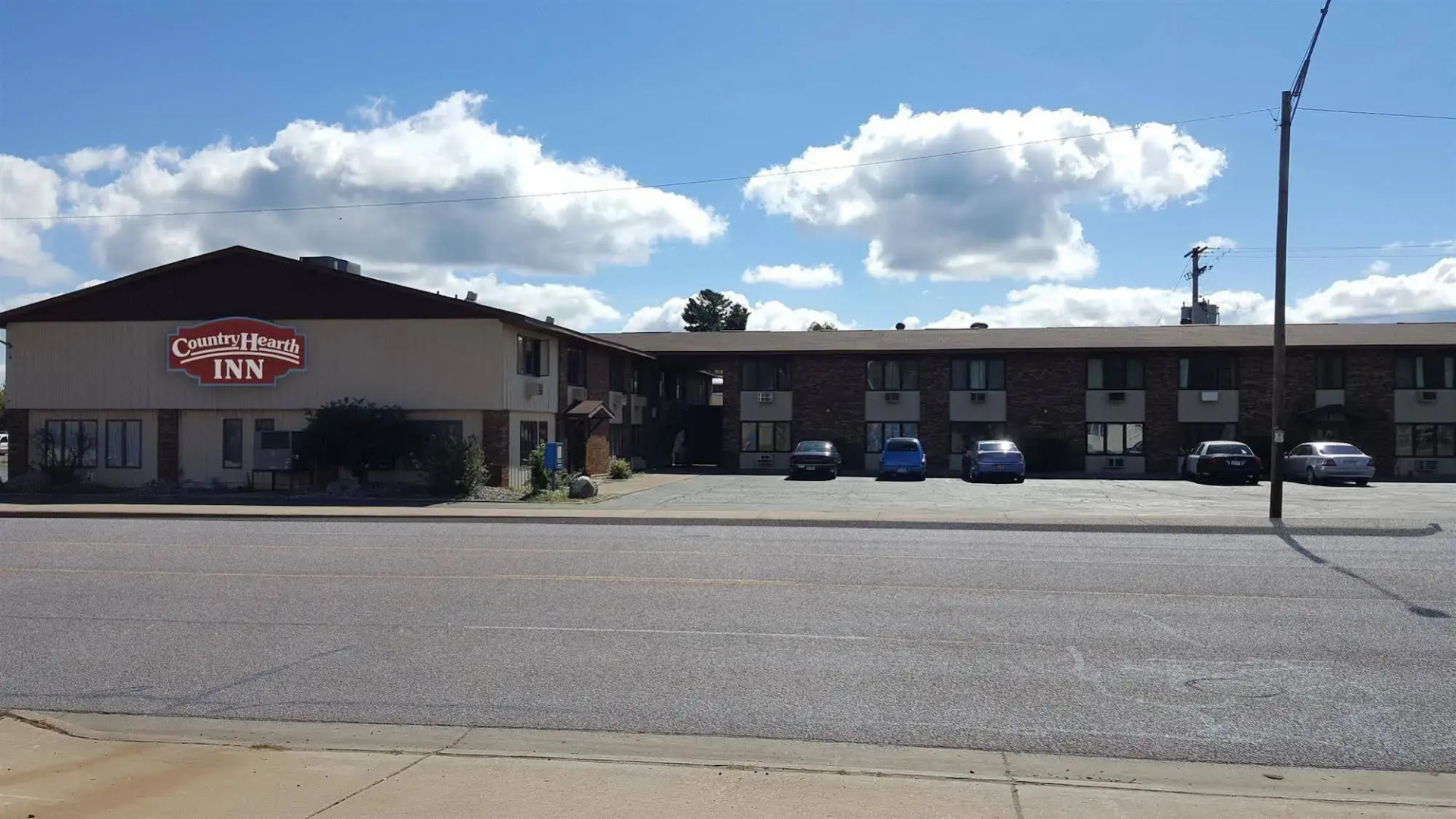 Country Hearth Inn Iron Mountain