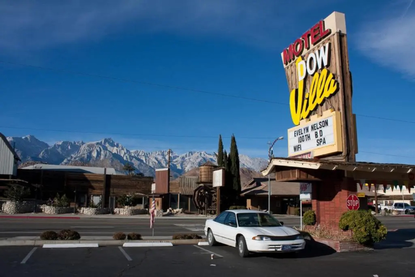 Dow Villa Motel