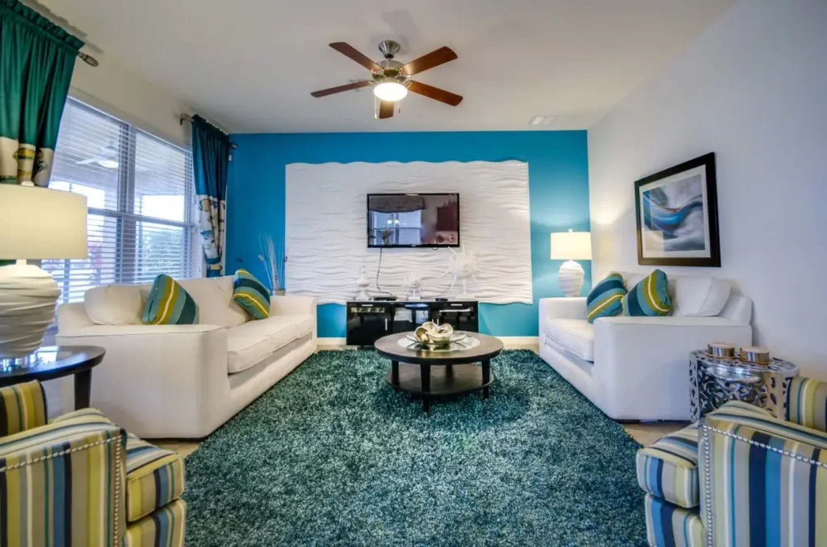 1215yc Stunning Showcase 7 Bed 6 Bath Property