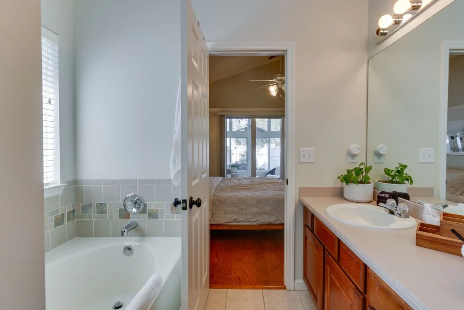 Bluffton Vacation Rental w/ Private Hot Tub