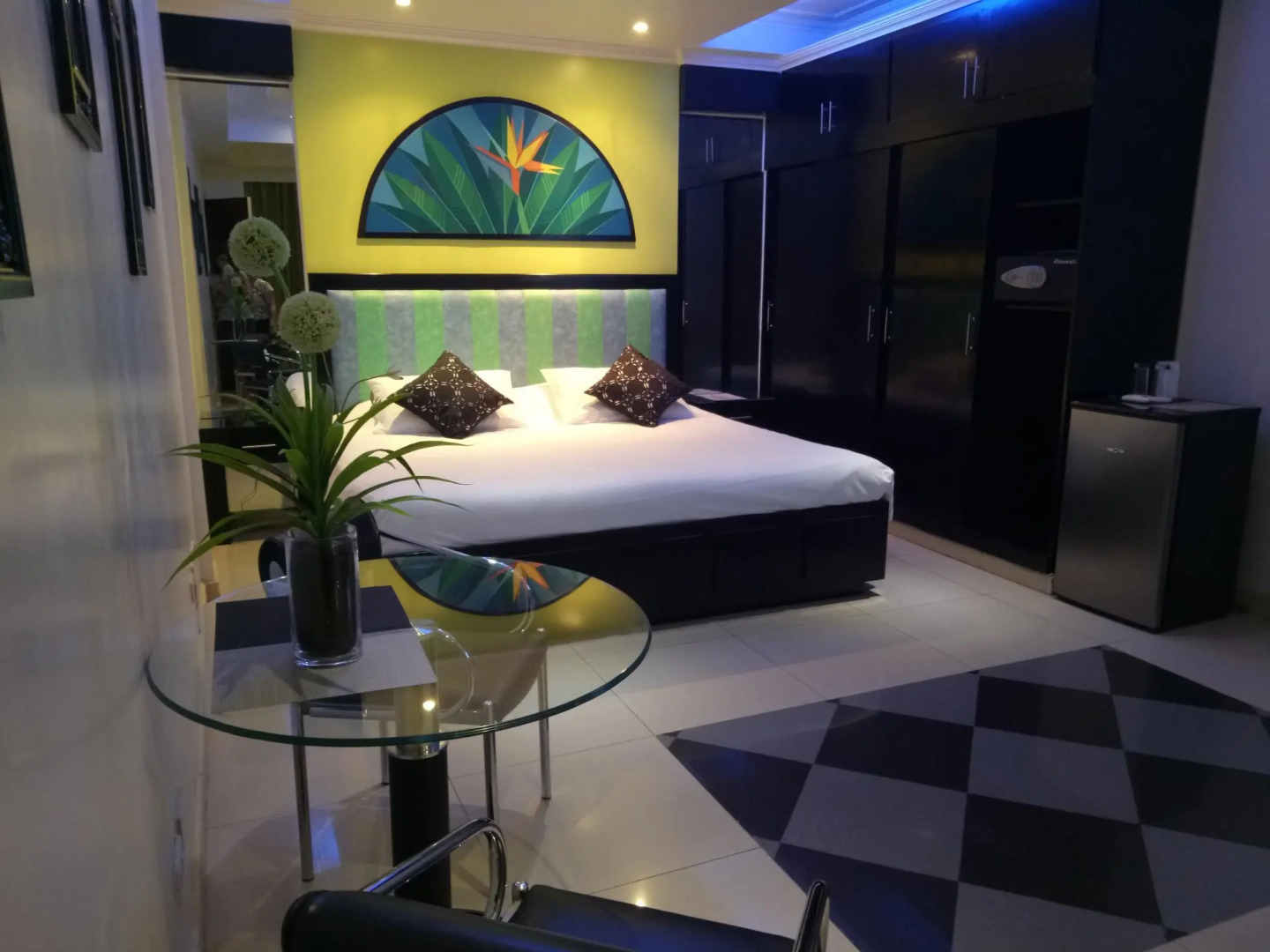 Fields Walking Street Hotel