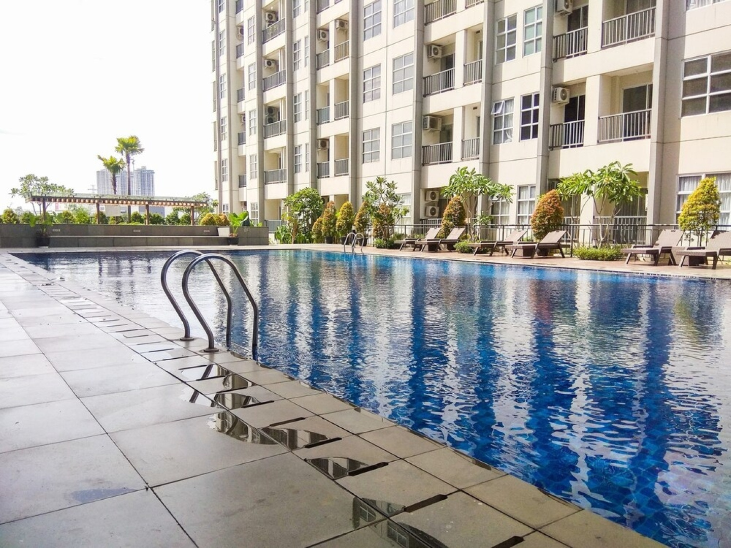 Luxury 2BR Saveria Apartment near AEON Mall