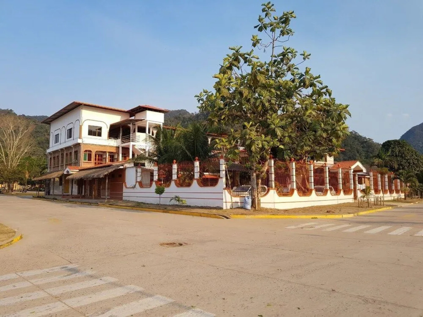 Hotel Takana