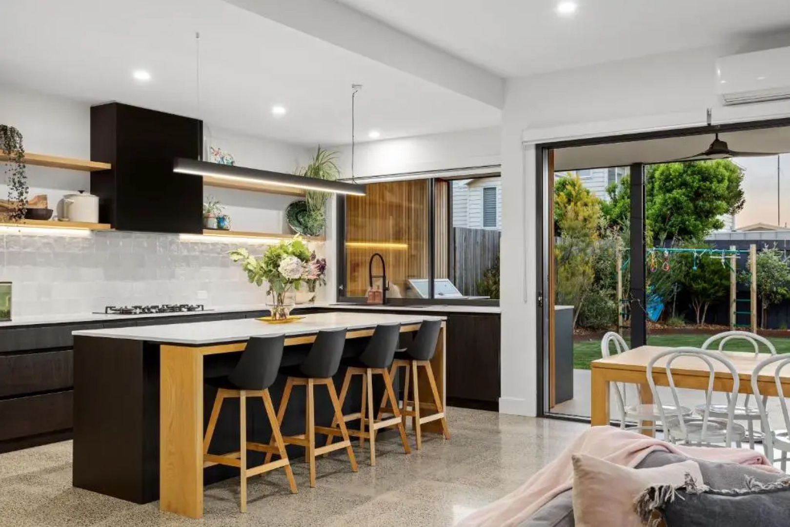 Sensational 4 Bedroom House