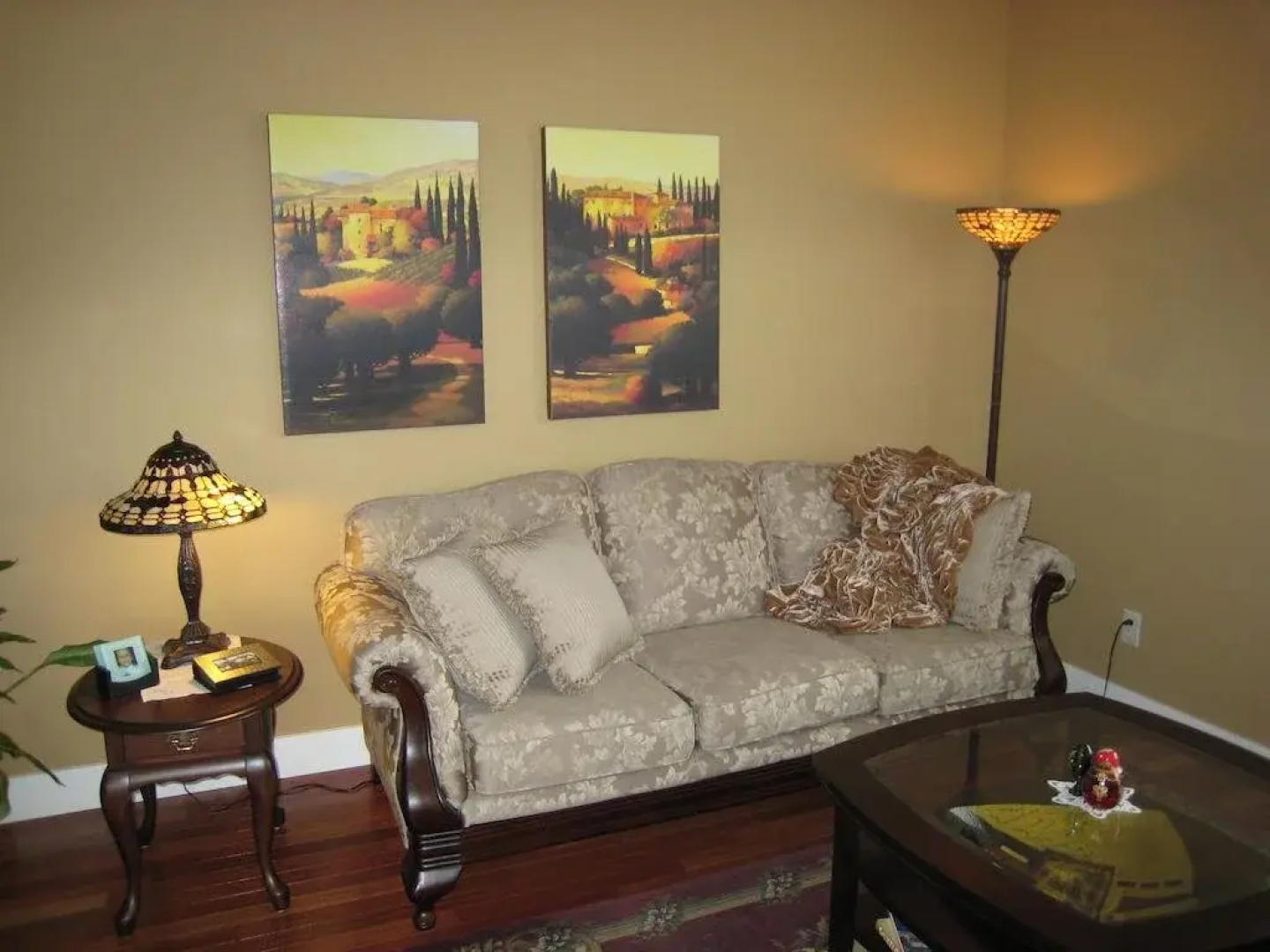 Yellow Rose Bed & Breakfast