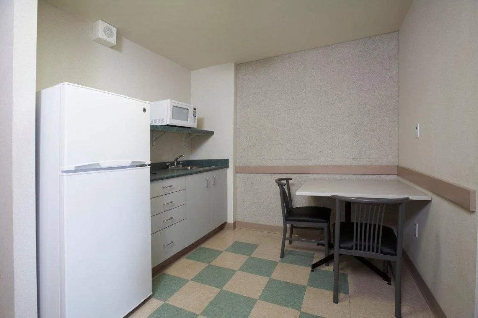 Residence & Conference Centre - Niagara-on-the-Lake