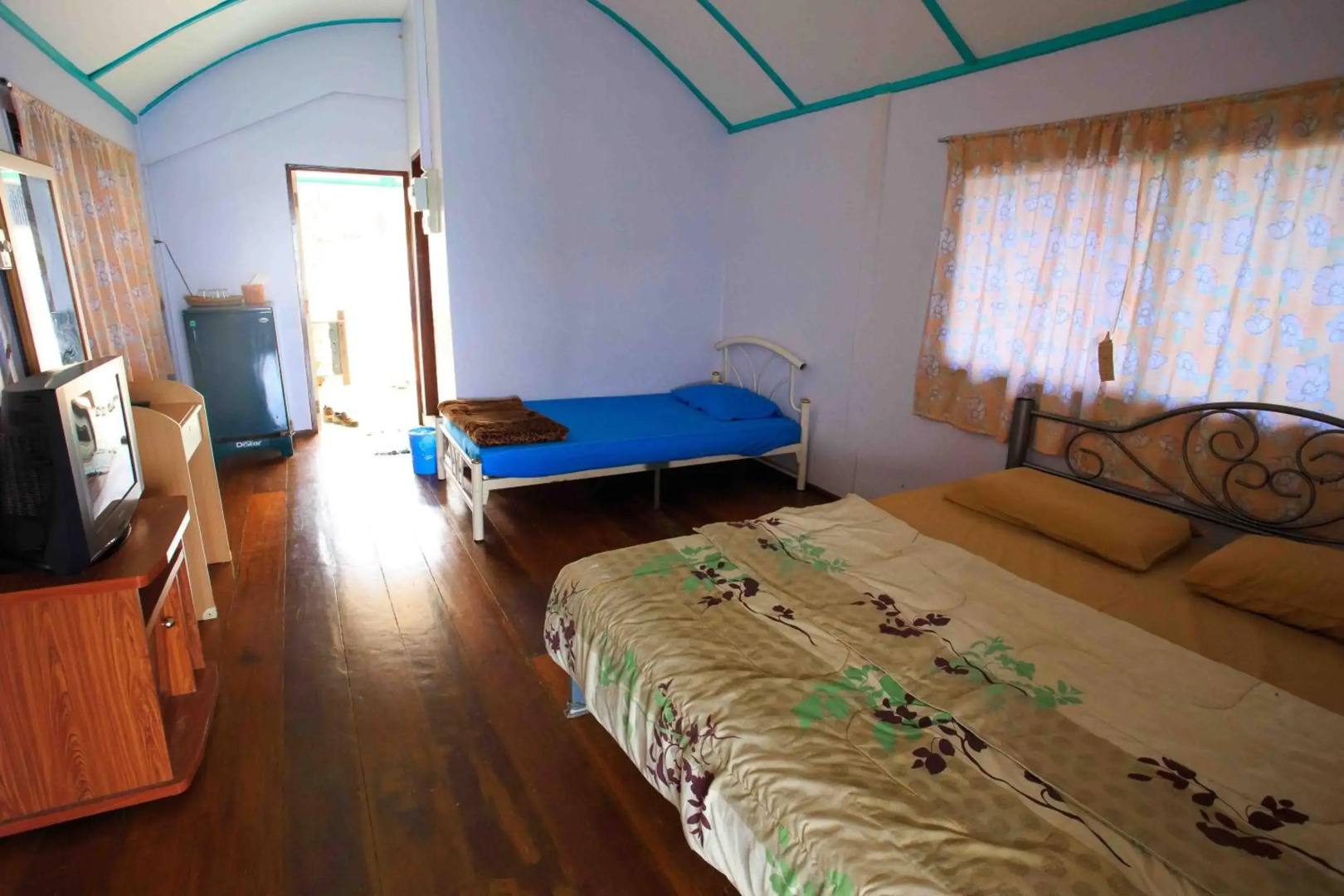 Rimtalay Resort Koh Si Chang