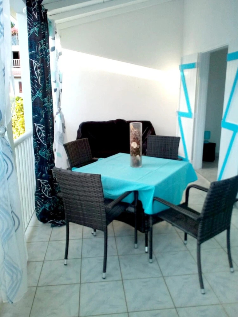 House With one Bedroom in Lamentin, With Pool Access, Enclosed Garden