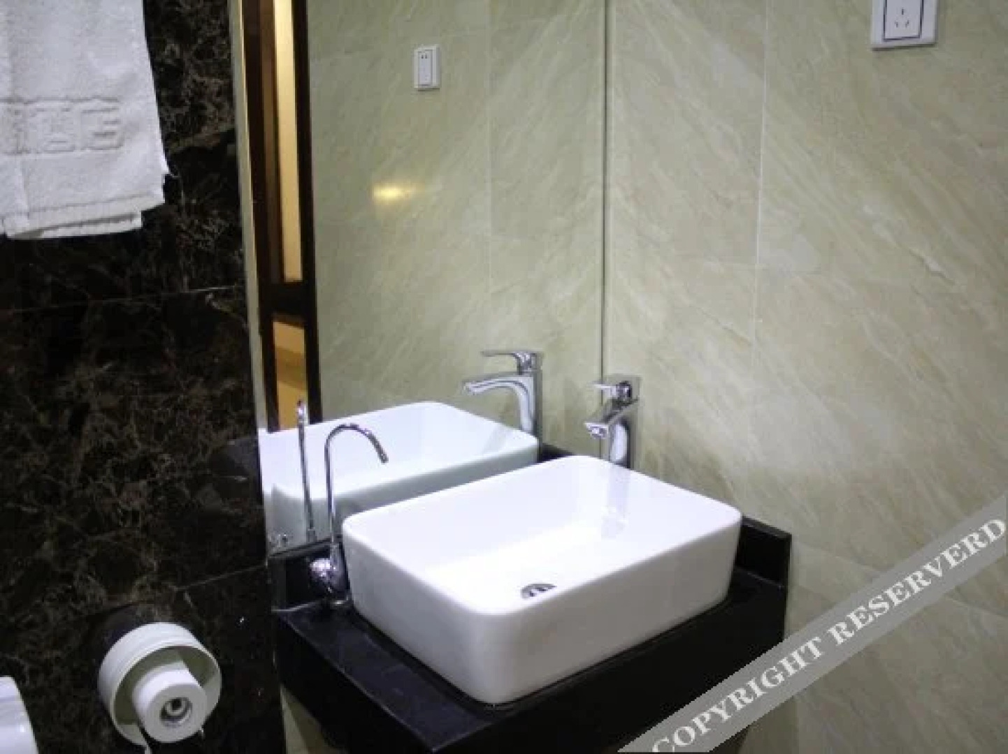 Yangjiang Zhapo Yatao Holiday Hotel