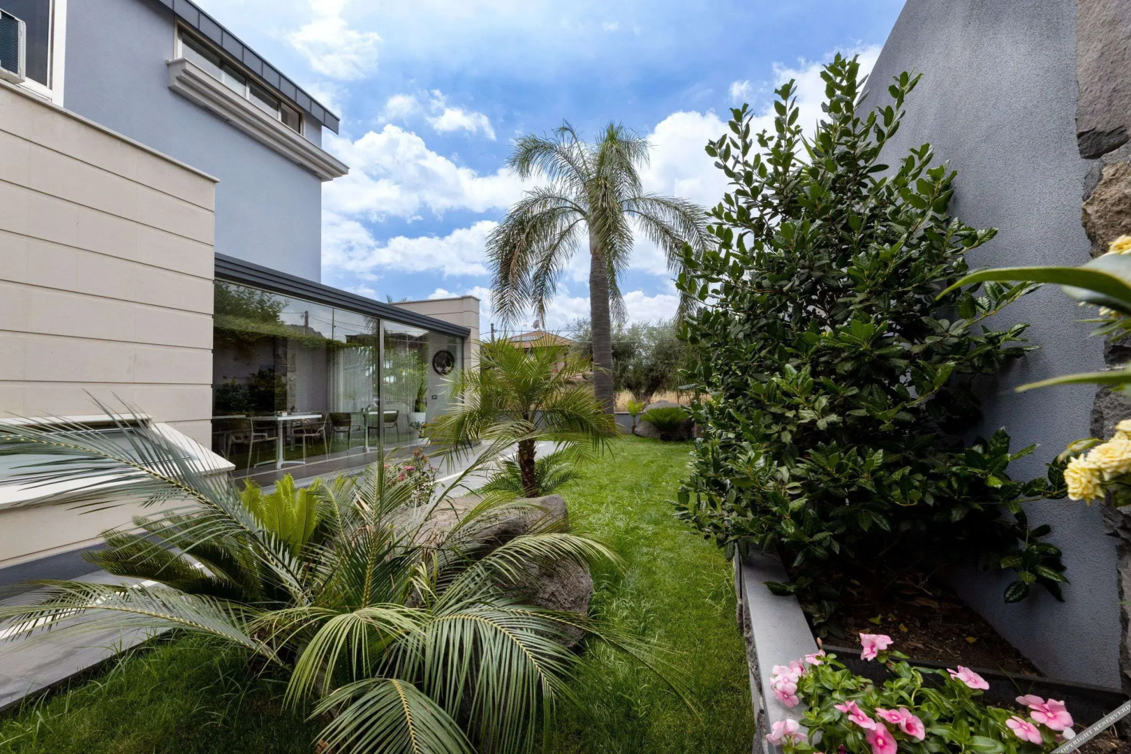 Zaffiro Lavico rooms Etna nature sea