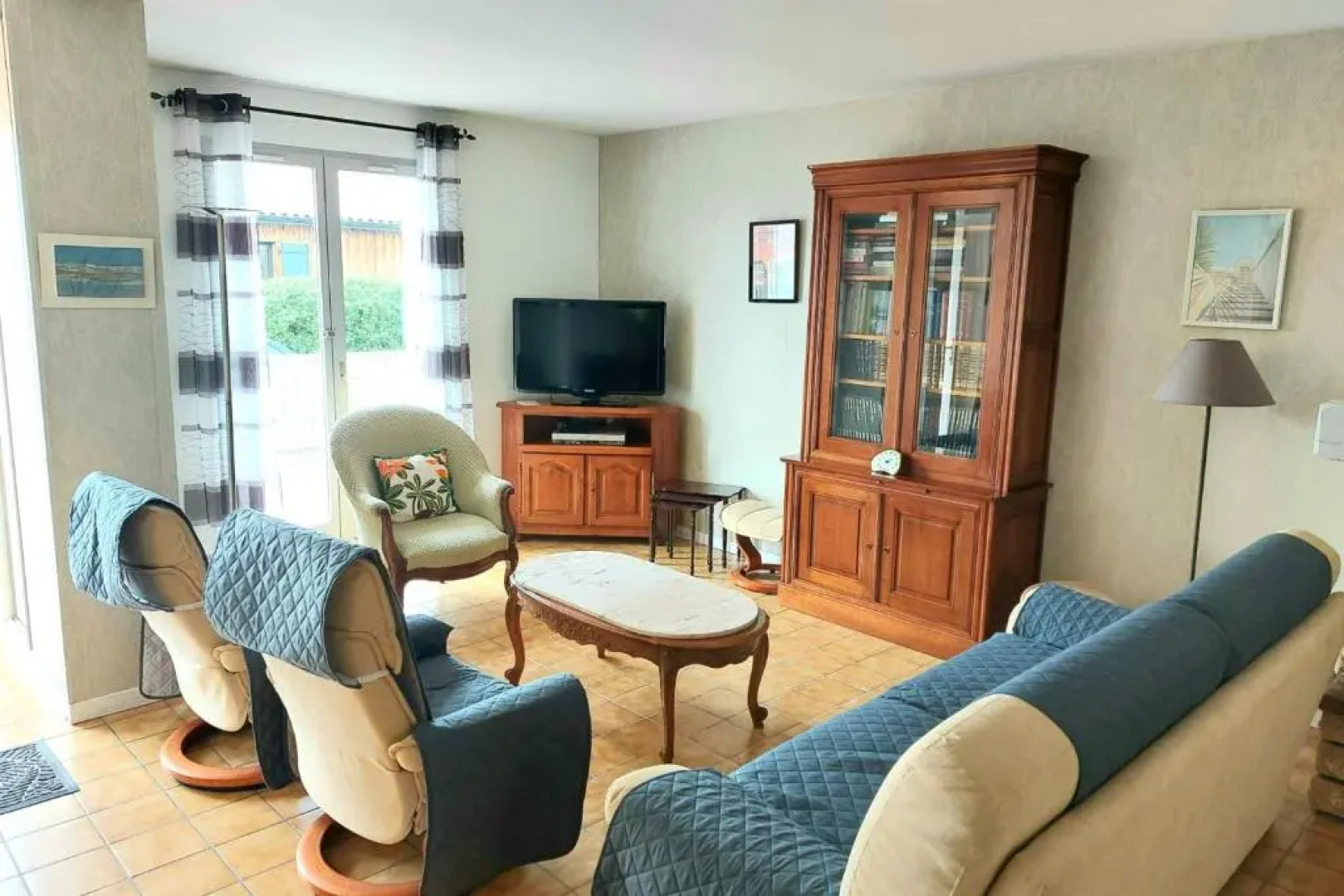 Spacious House With Garden Near The Beach