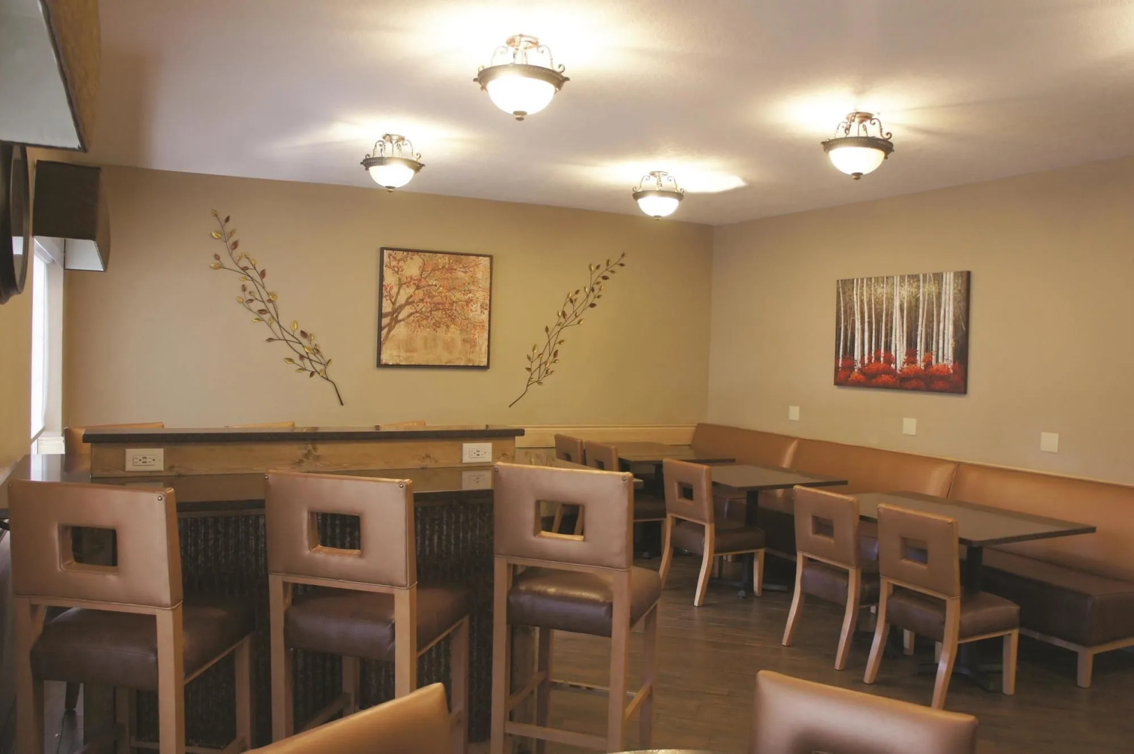 Best Western Plus Riverfront Hotel & Suites