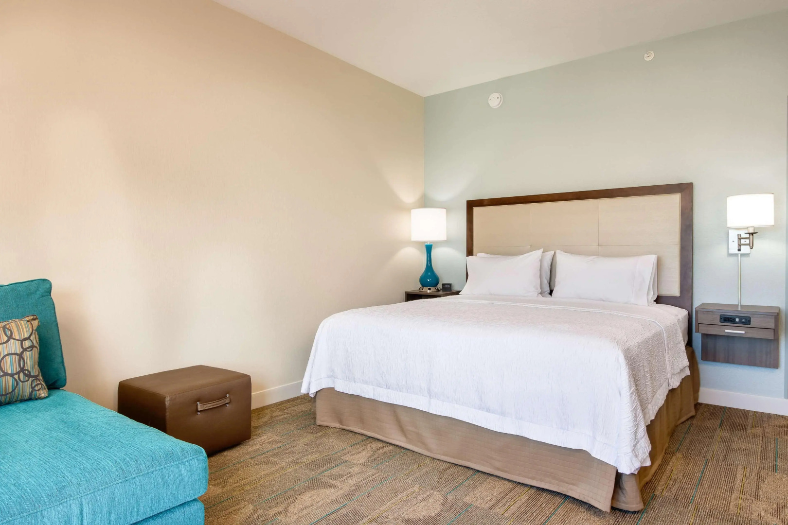 Hampton Inn & Suites Clearwater Beach