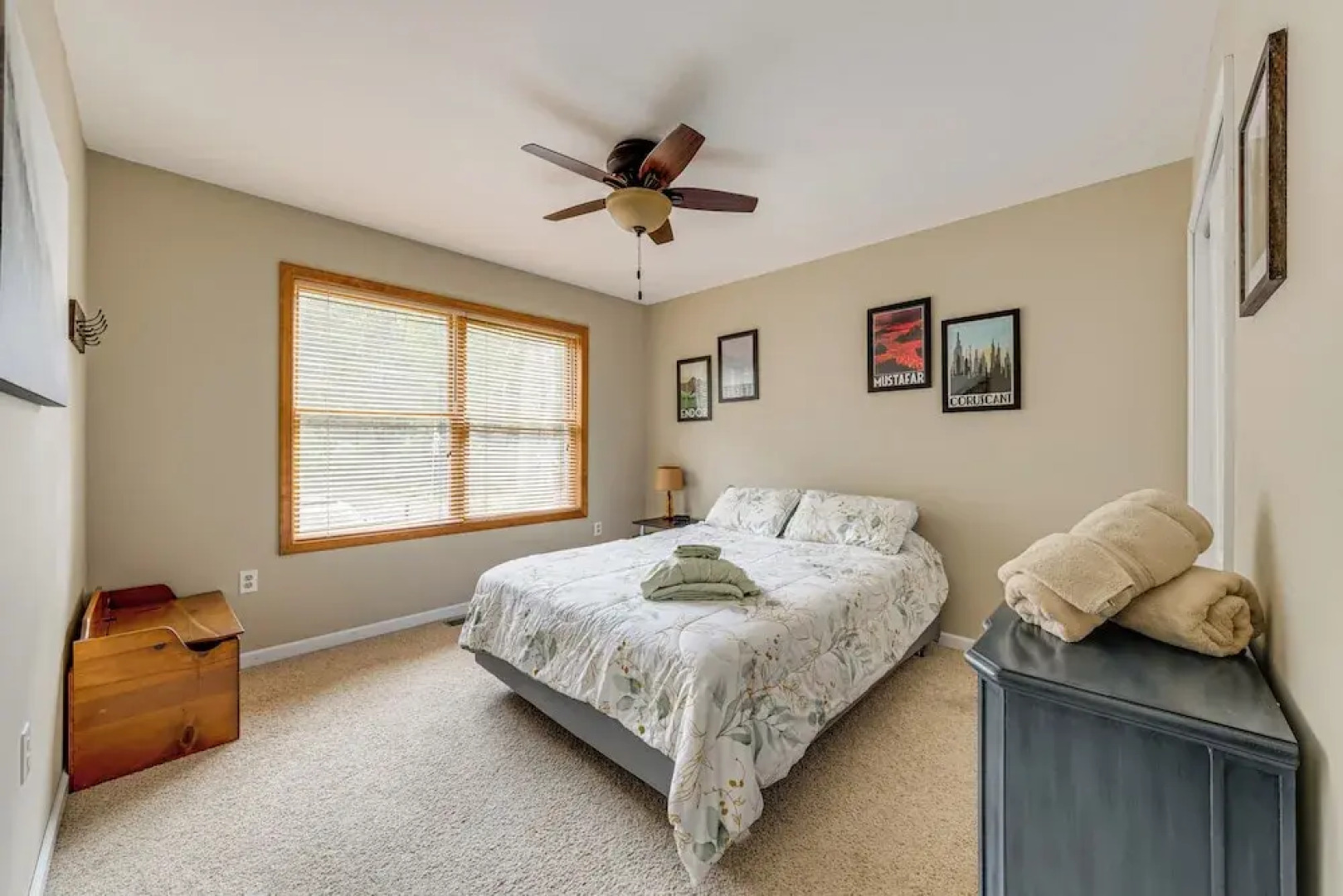 Lakefront Poconos Family Home w/ Pool Access