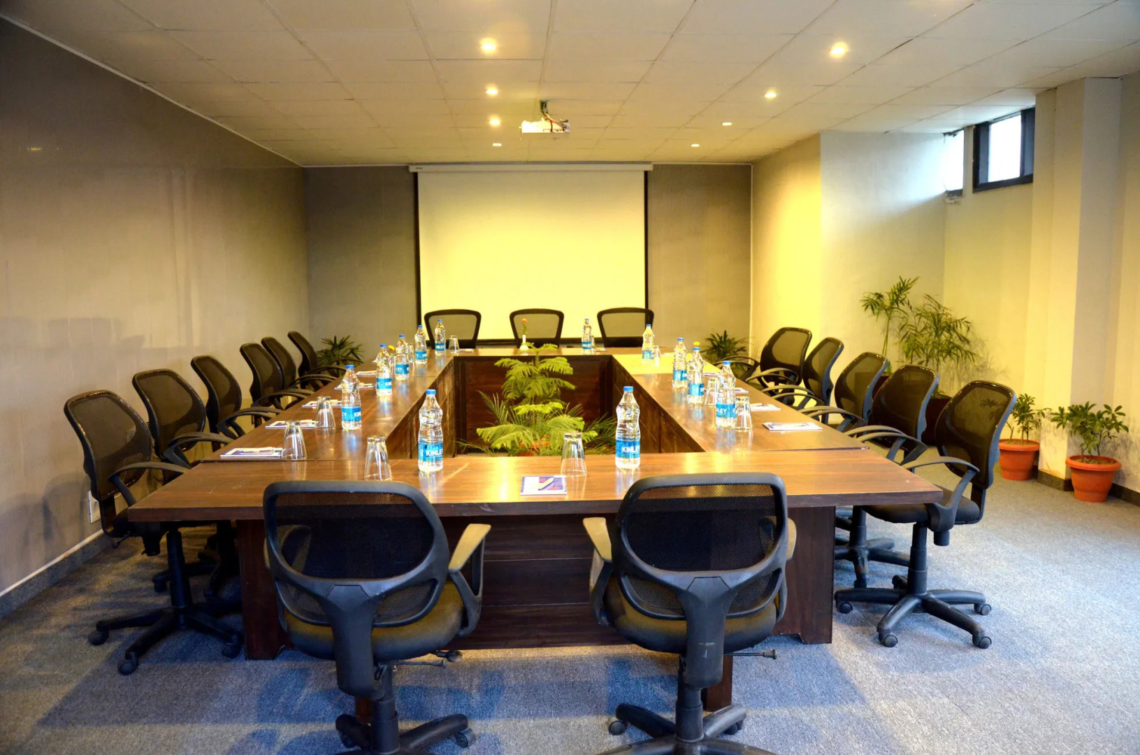 WoodSmoke resort & Spa