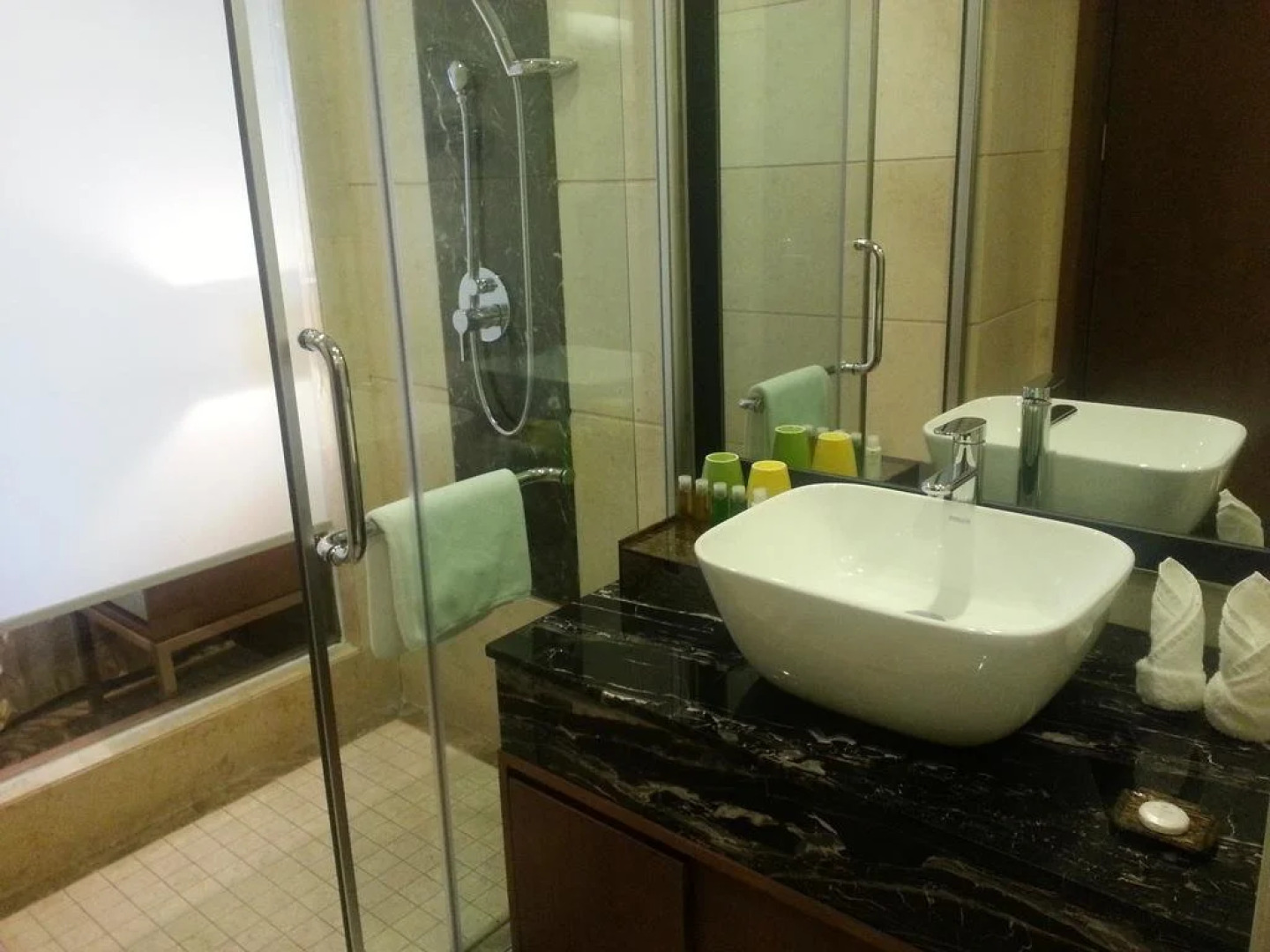 Lixin International Hotel