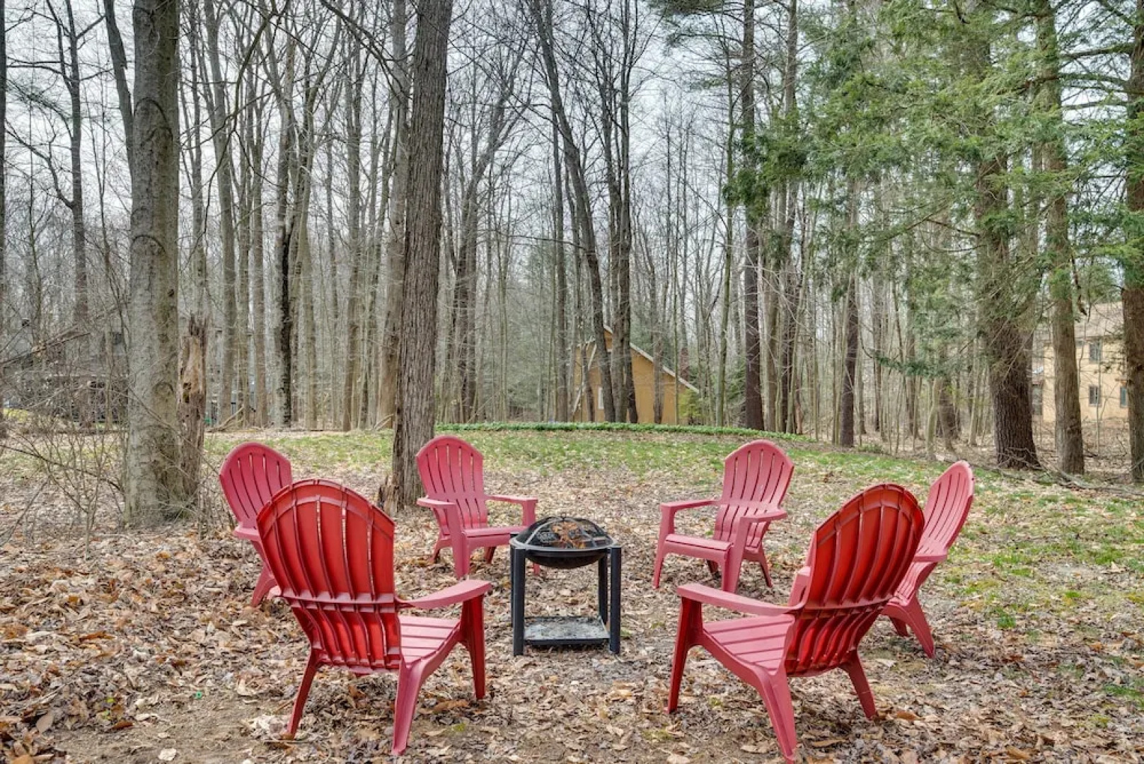 Serene Pocono Pines Home: 2 Mi to Lake Naomi Beach