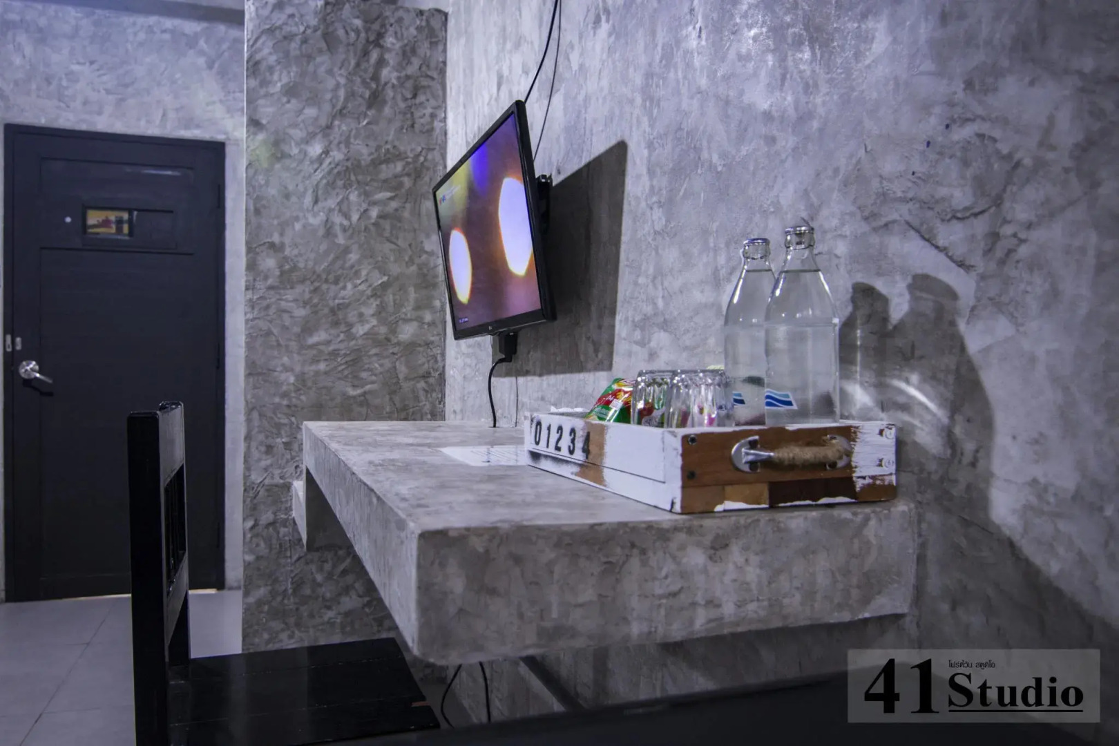 41 Studio - Adults Only