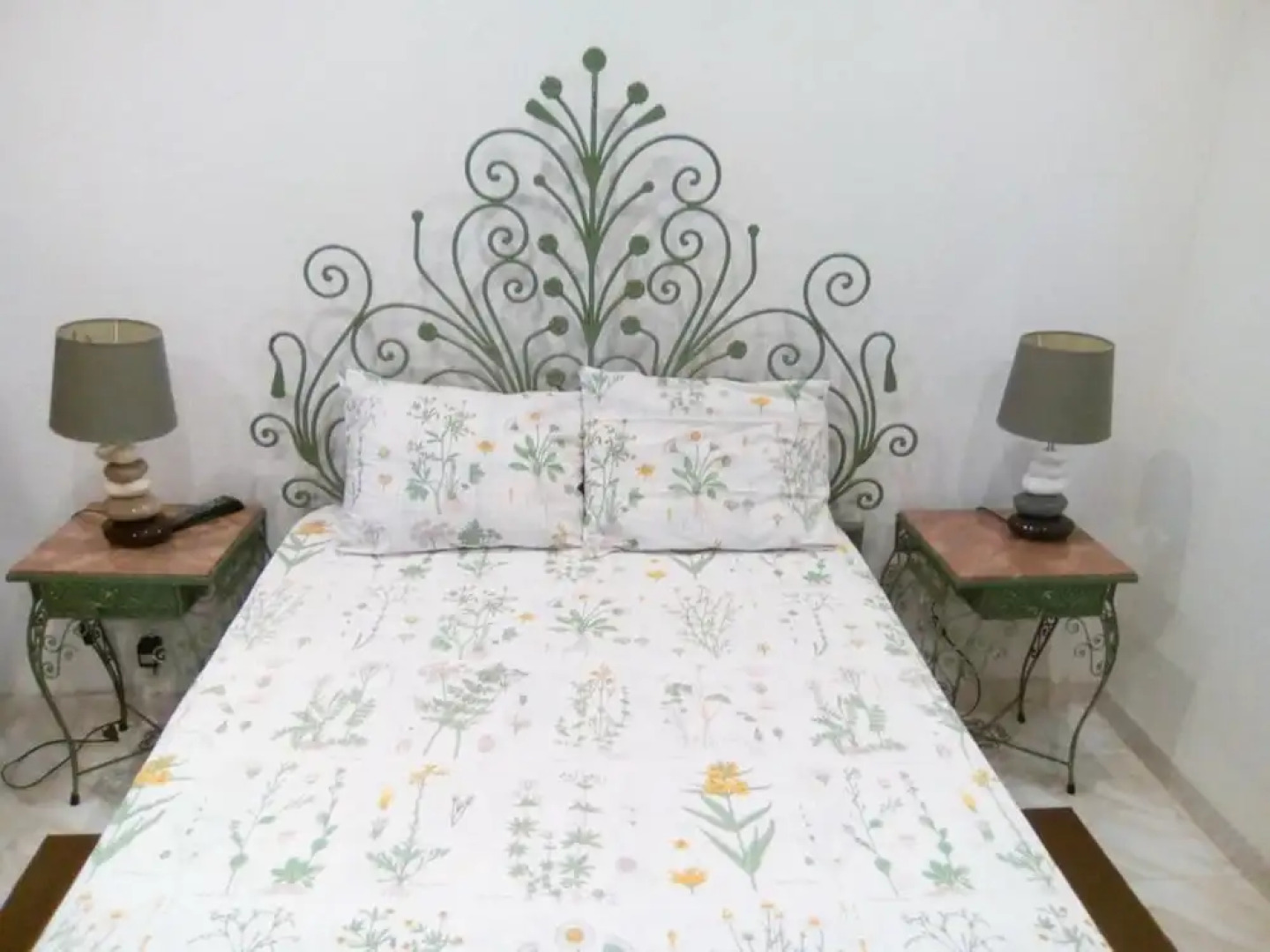 House With 4 Bedrooms in Corroios, With Pool Access, Enclosed Garden a