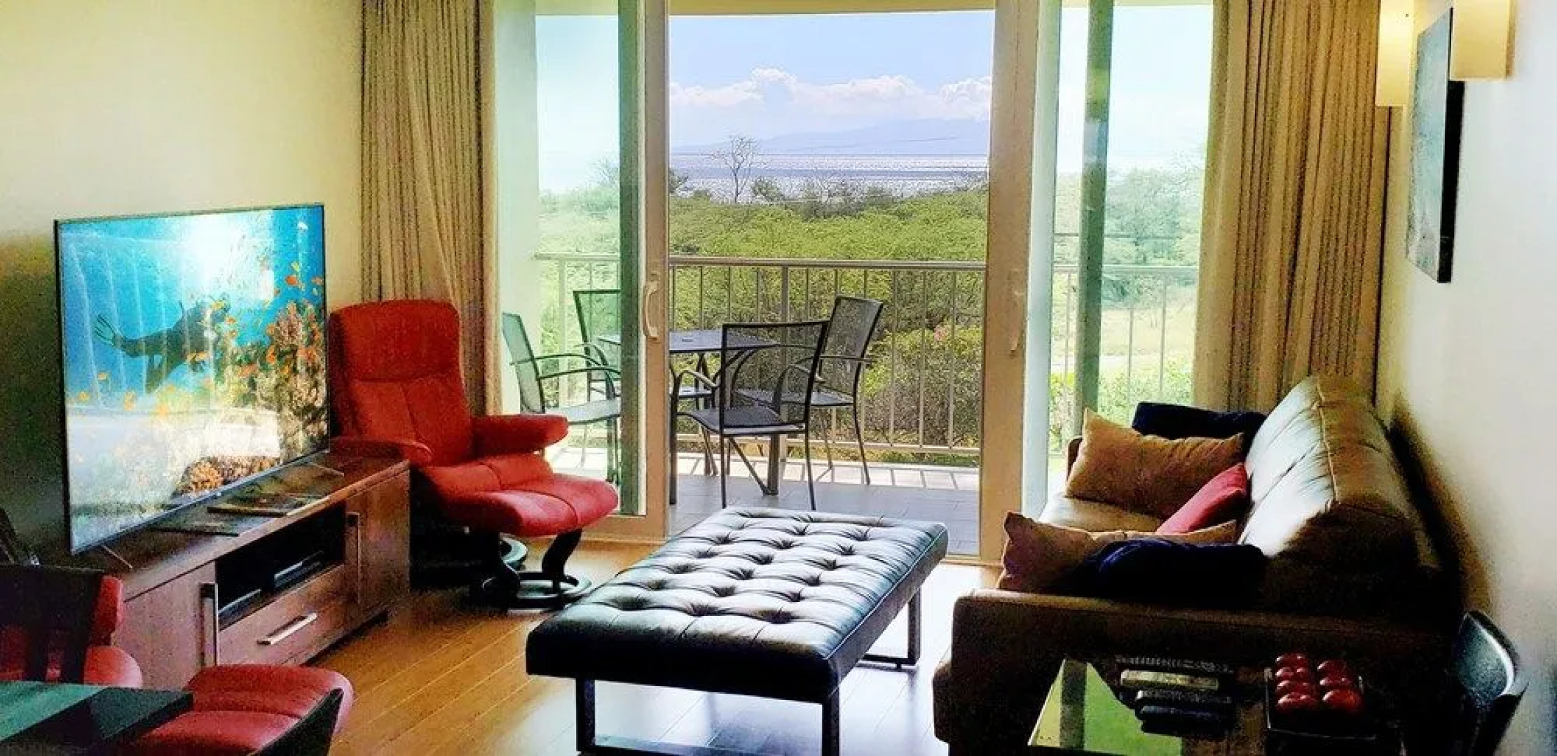 Top-Floor Unit Unit #302 - 2 Br Condo