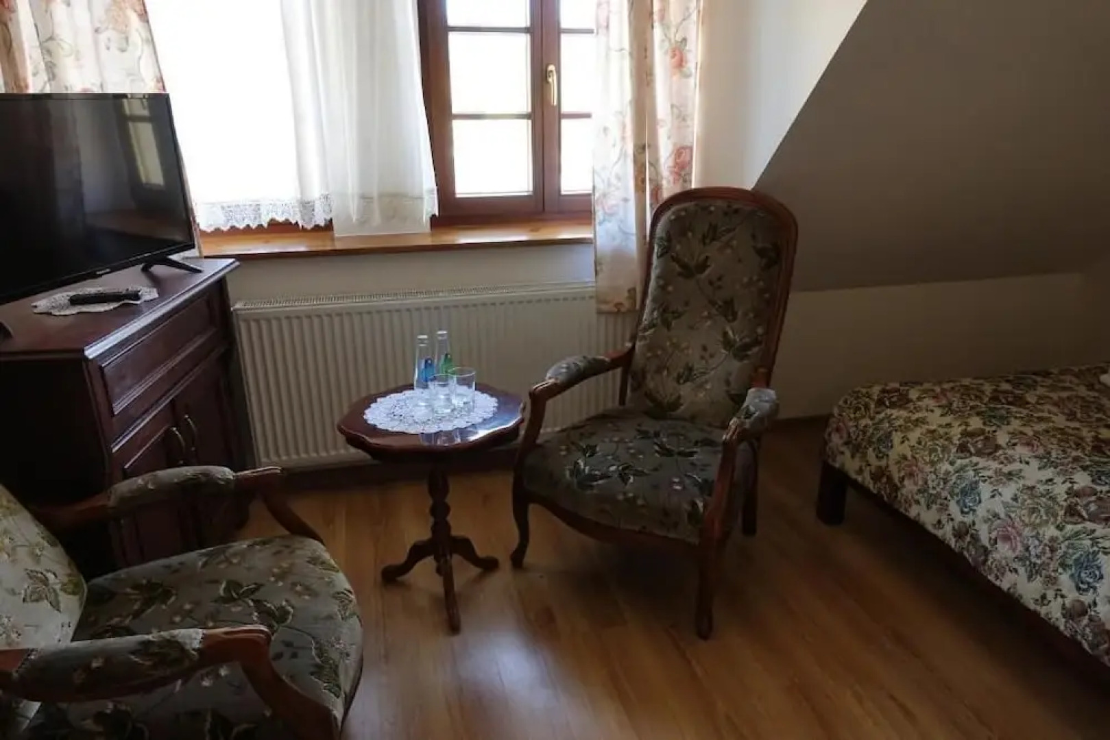 Gościniec Dworski w Ropie