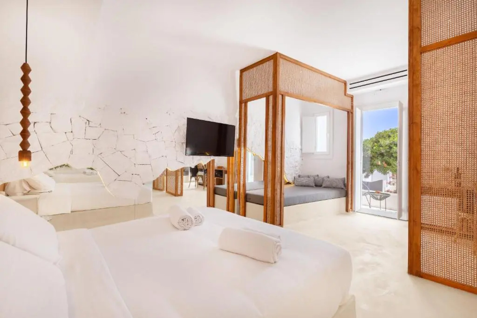 Faos Exclusive Suites