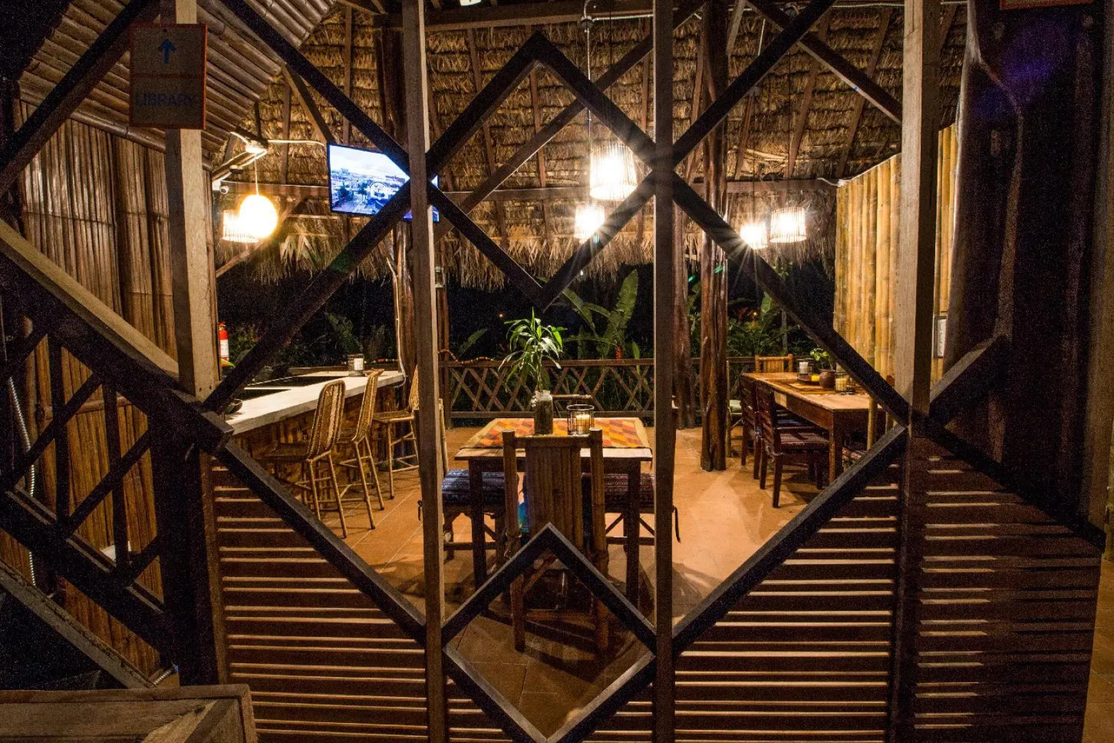 Socia/tel Amazon Tena