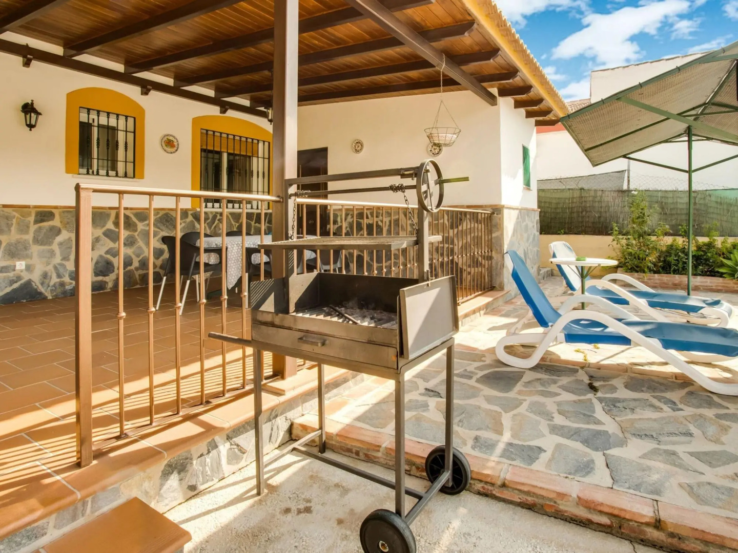 Classy Holiday Home in Guaro With Private Swimming Pool