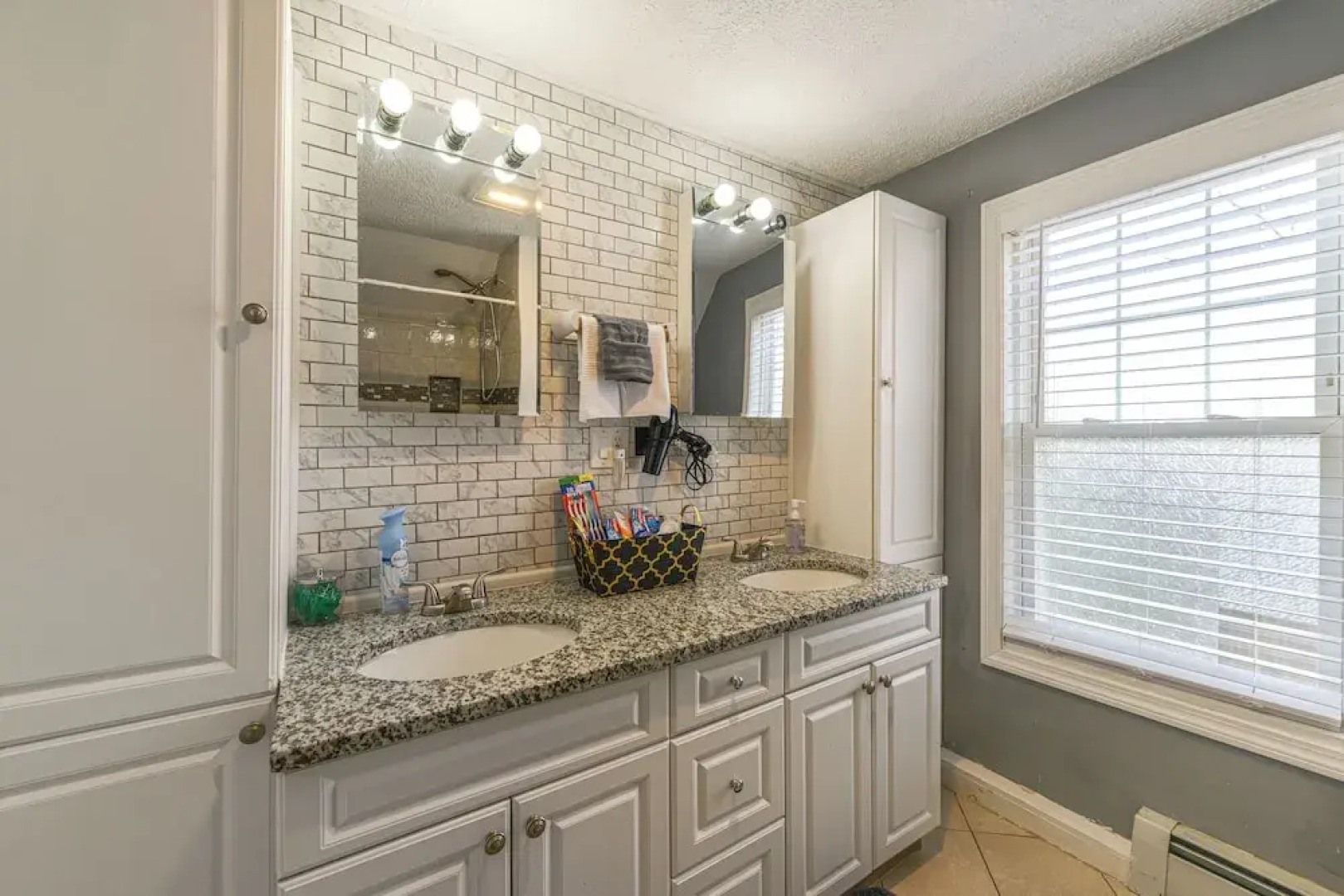 Home Near Skiing & Downtown Worcester