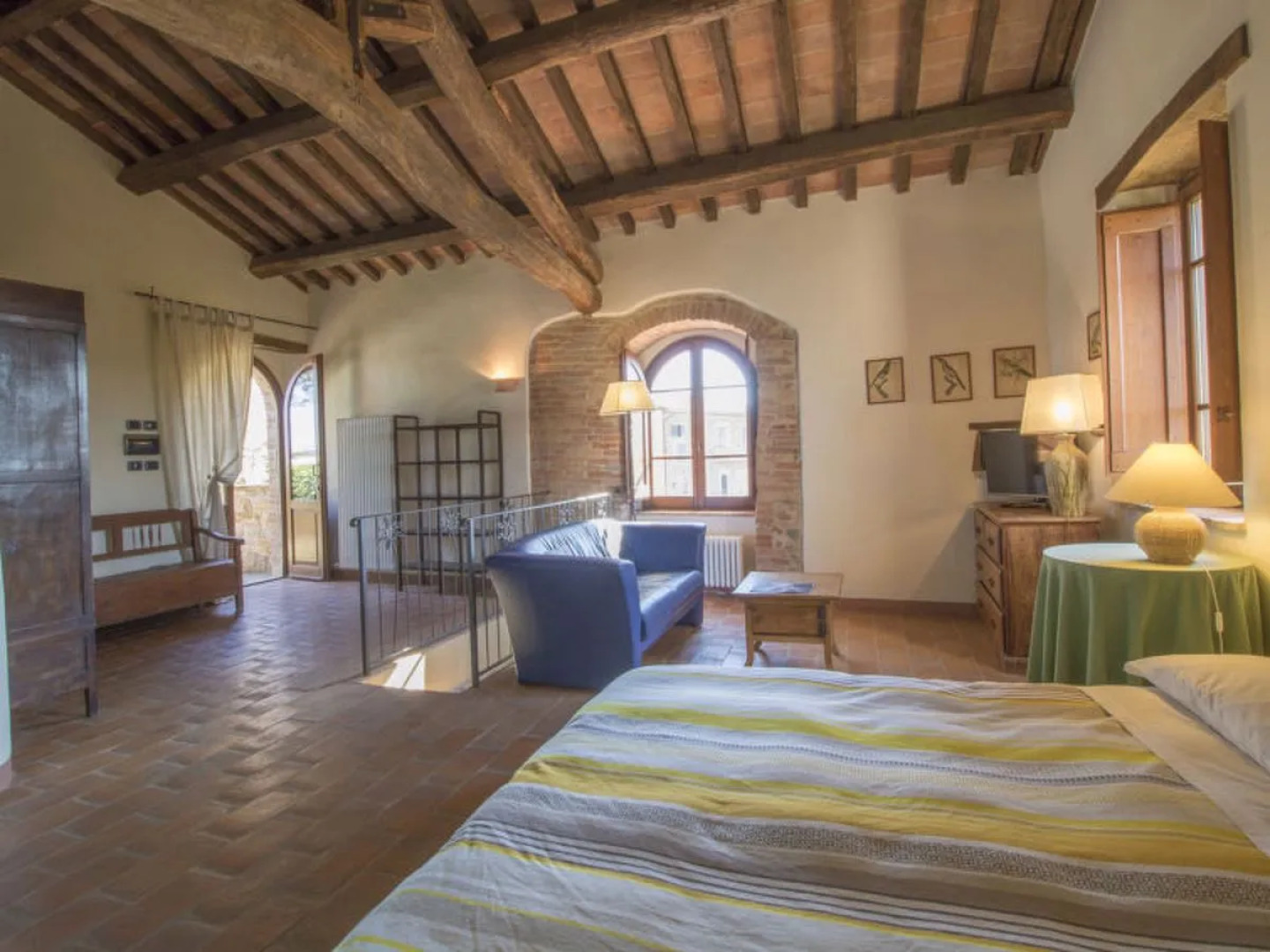 Borgo Monticelli 12877