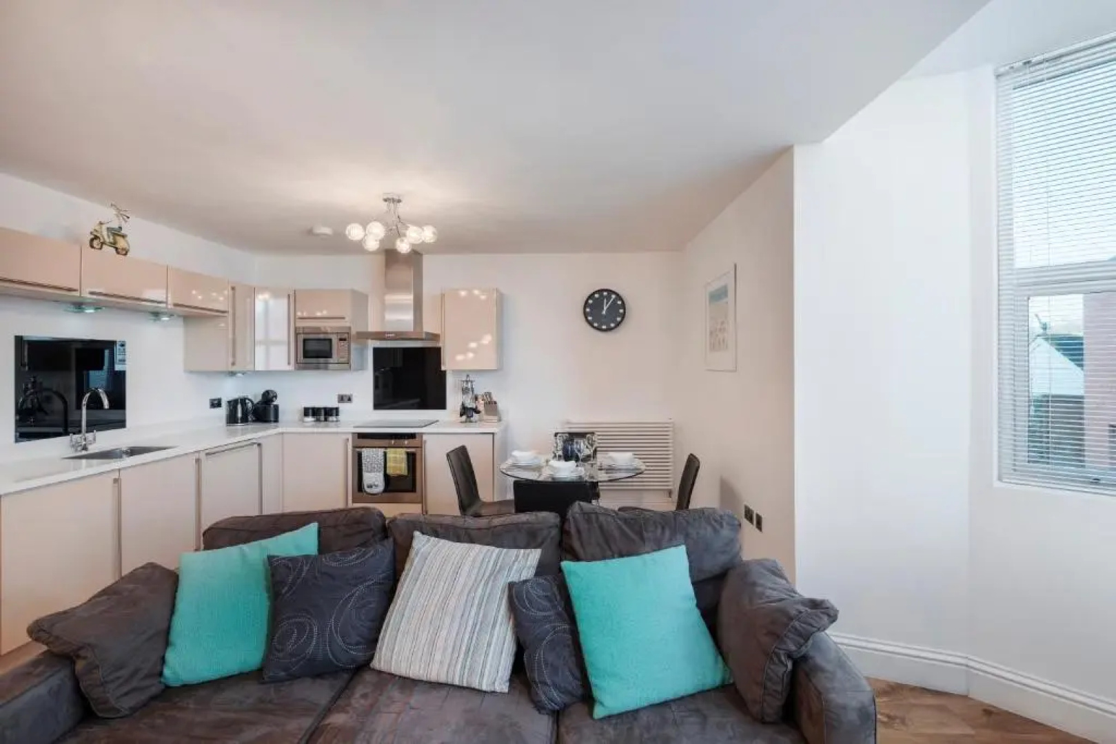 4 At The Beach, Torcross