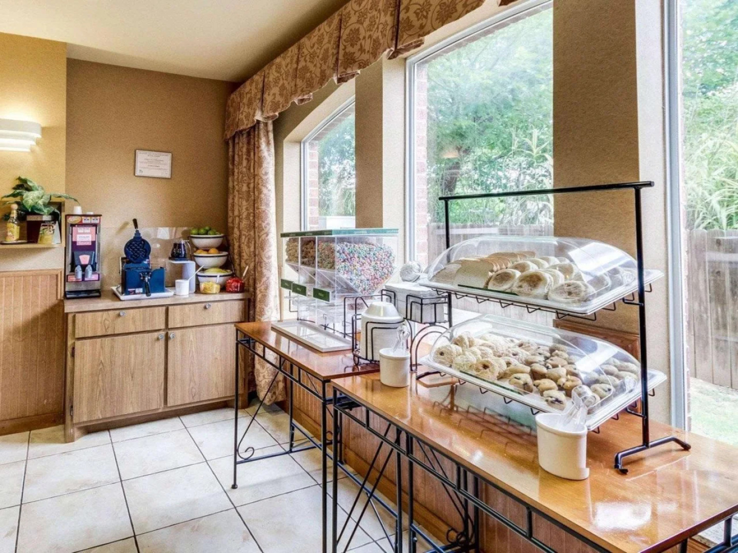 Comfort Inn and Suites Fredericksburg