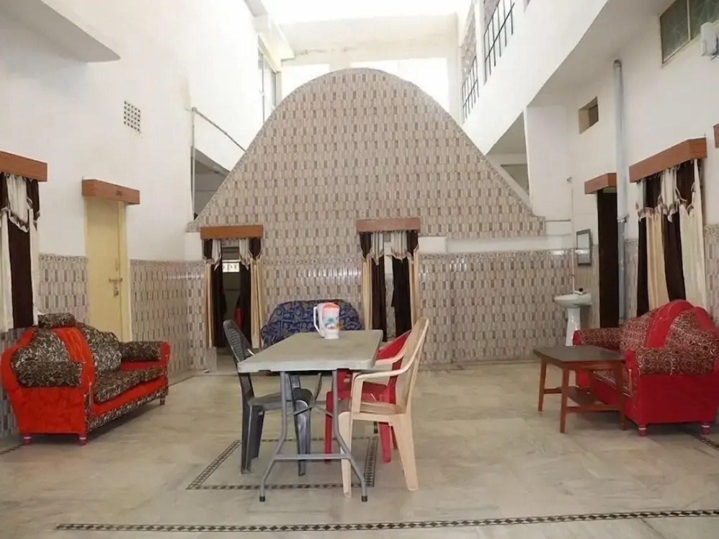 Hotel Royal Residency