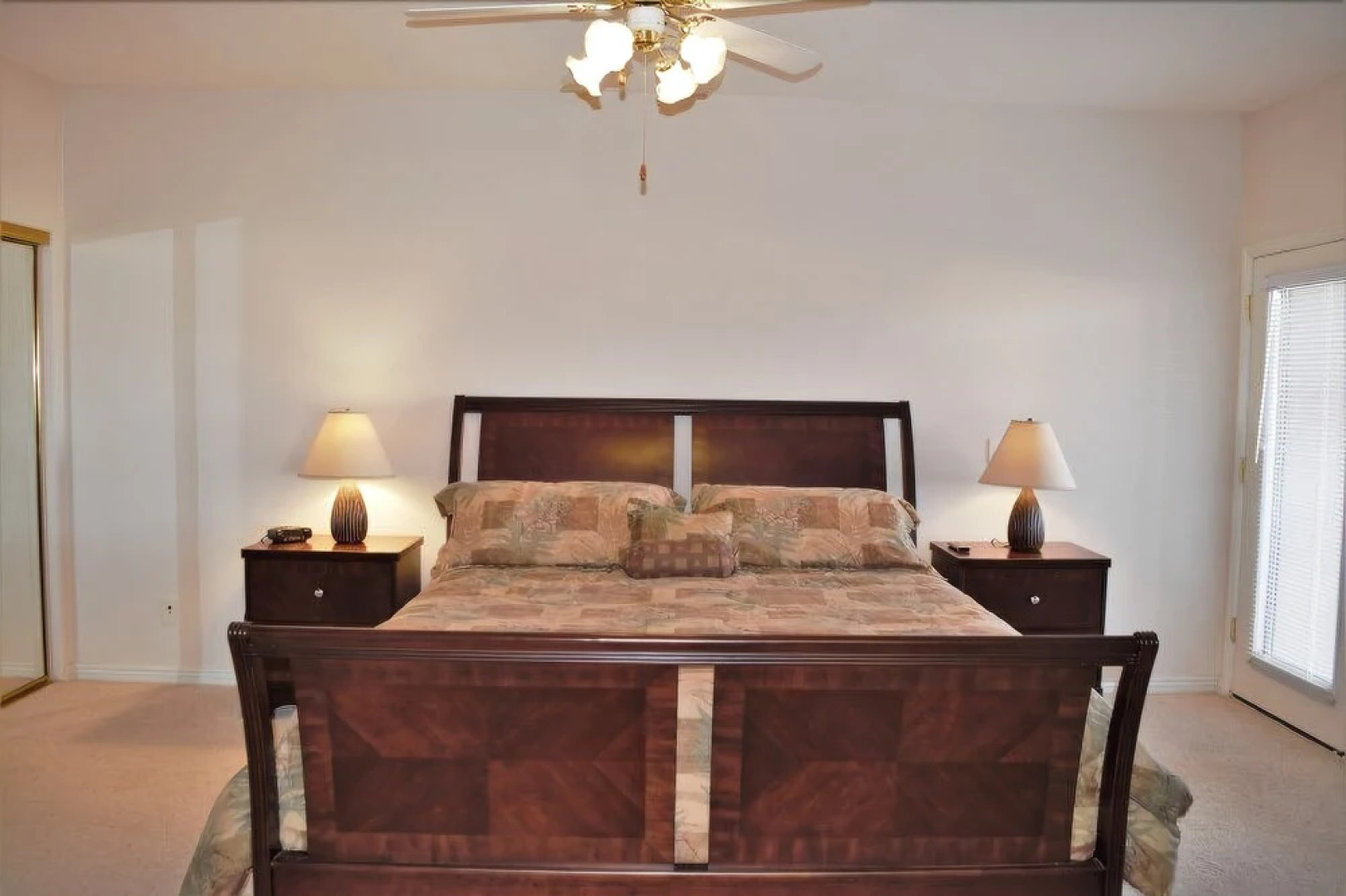 2 Bedroom Home in Mesquite #311 2 Bedrooms 3 Bathrooms Home