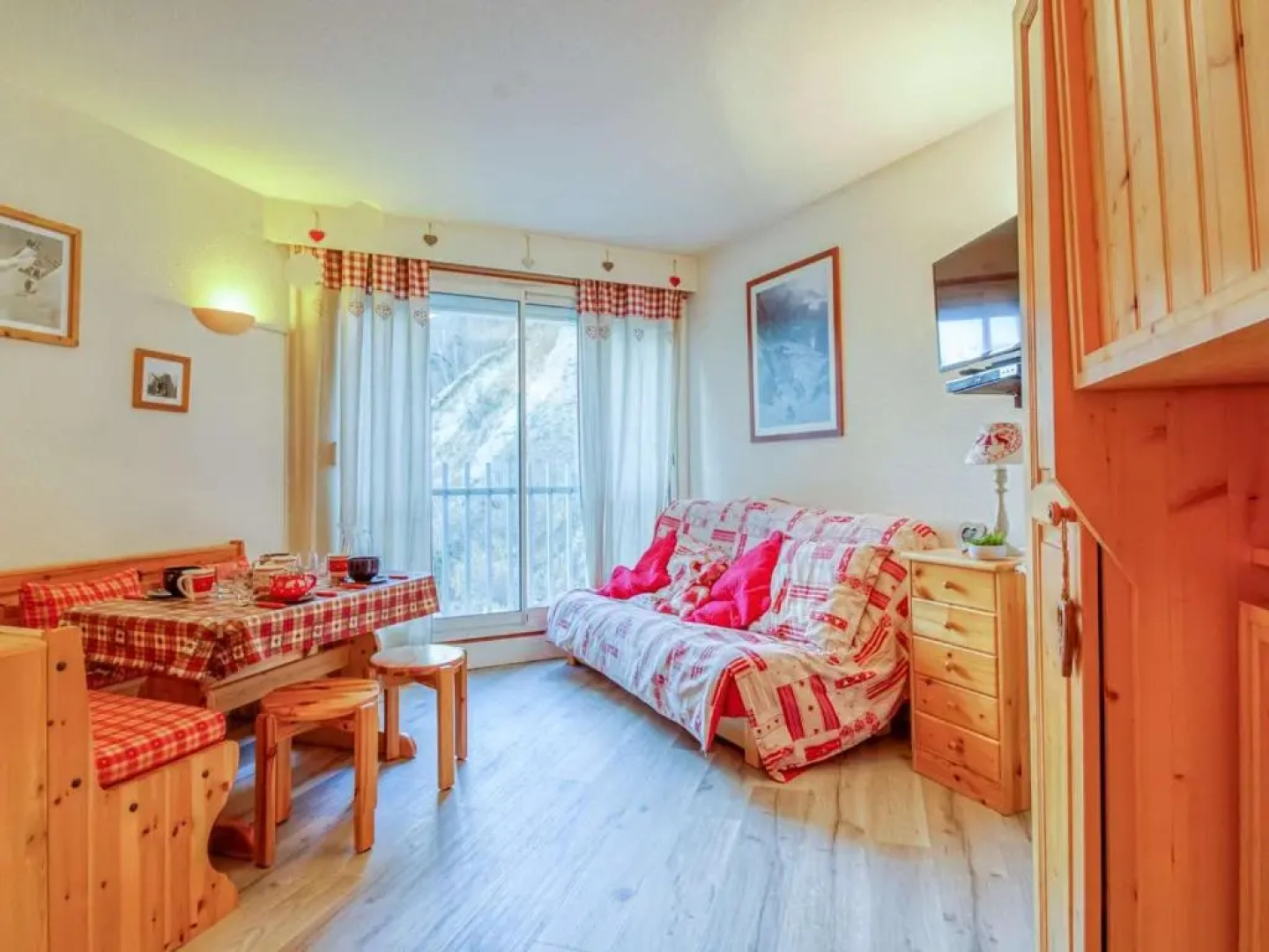 Appartement Barèges, 1 pièce, 4 personnes - FR-1-403-41