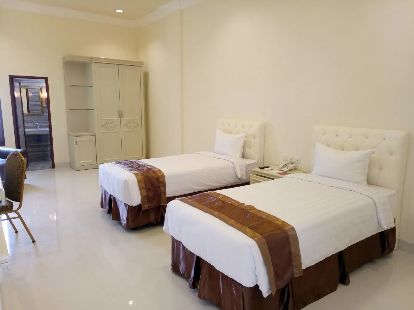 Grand Town Hotel Mandai