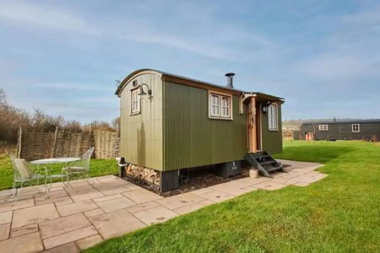 Host Stay Cwch Gwenyn