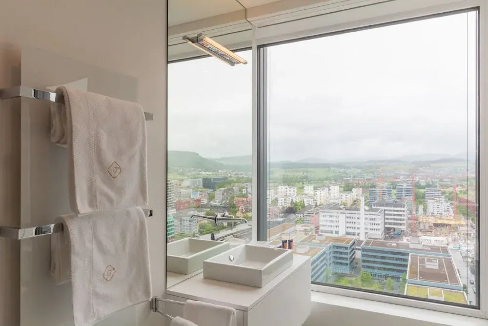 Park Tower City View Apartments