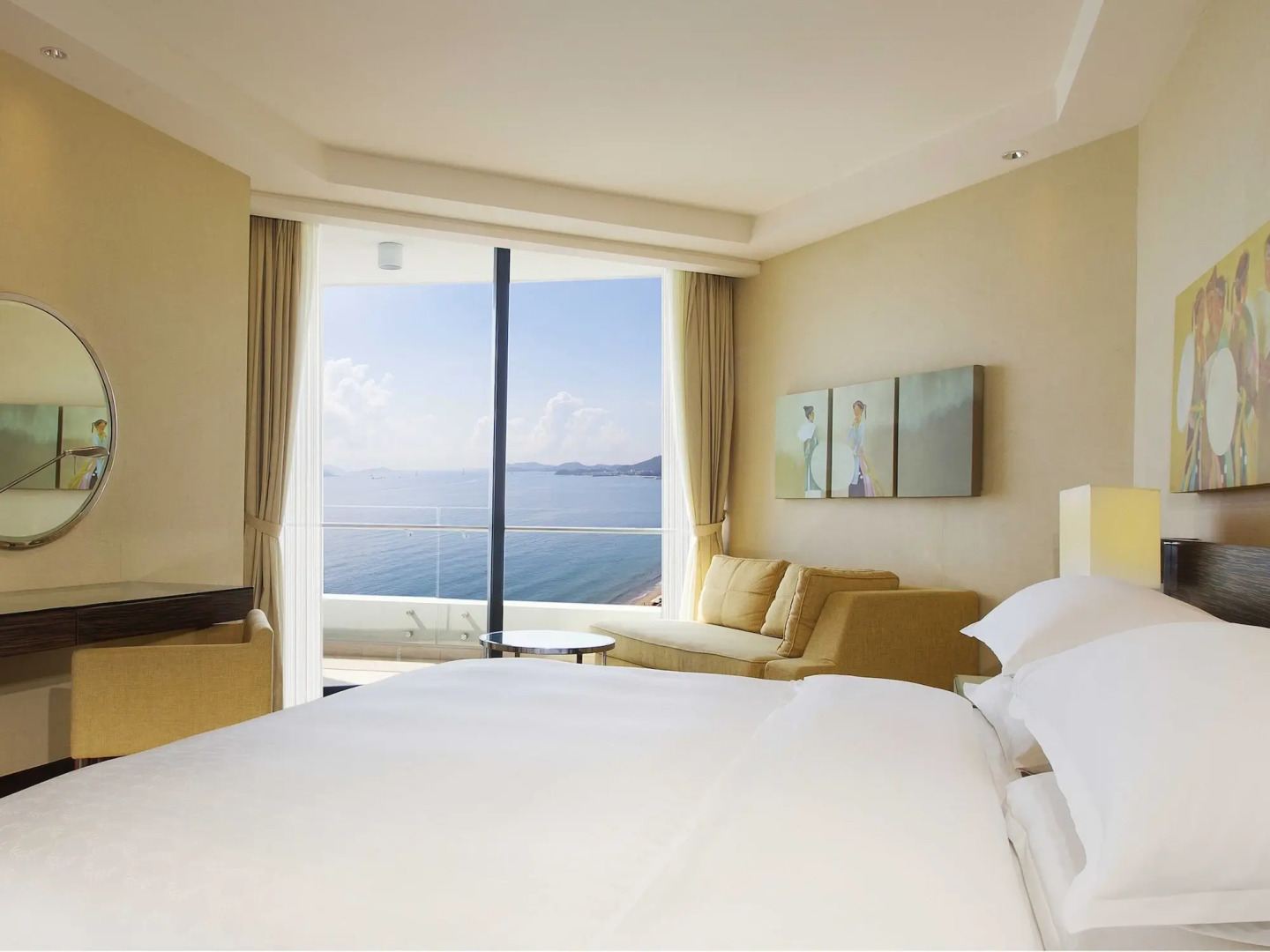 Sheraton Nha Trang Hotel & Spa