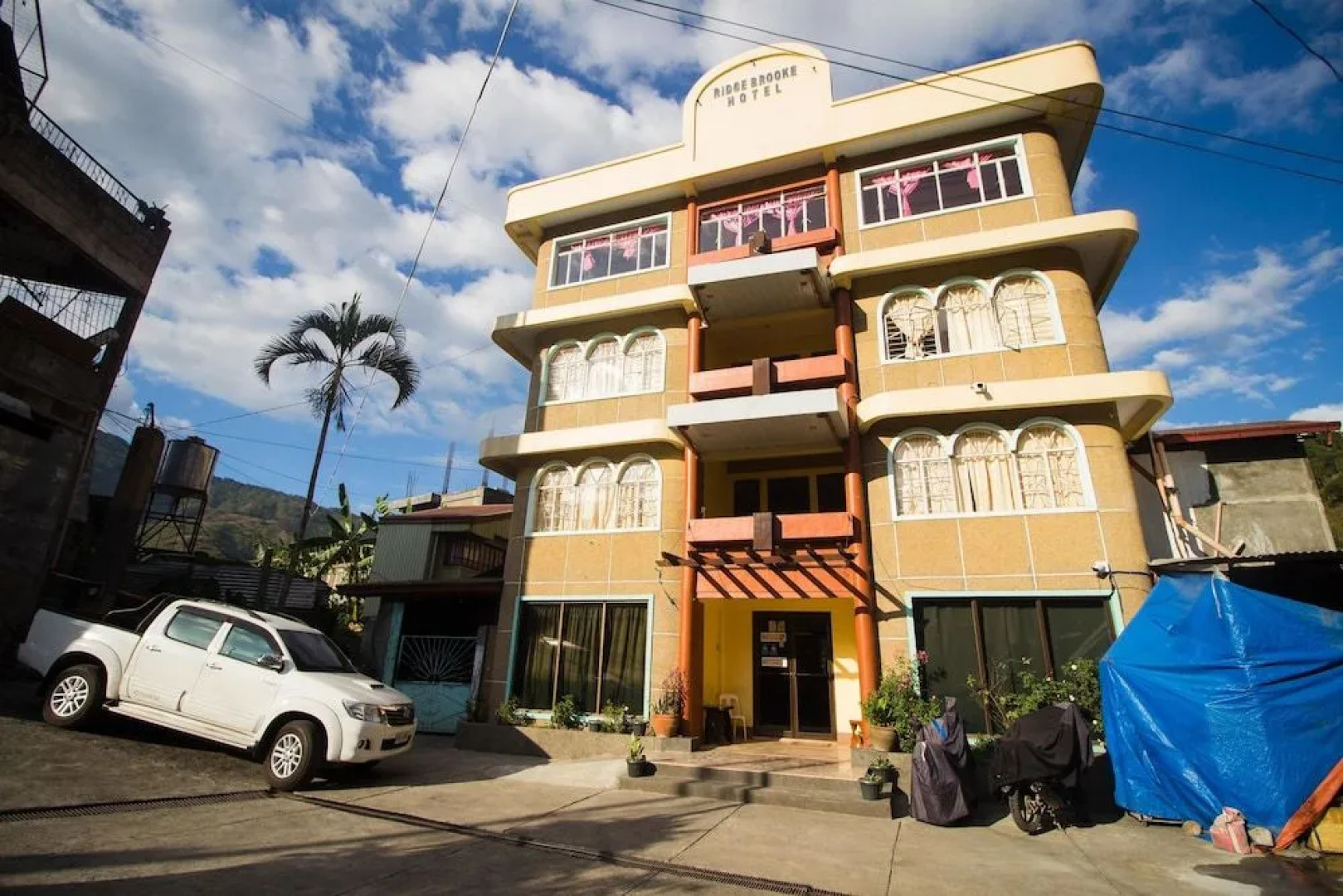 Ridgebrooke Hotel and Restaurant