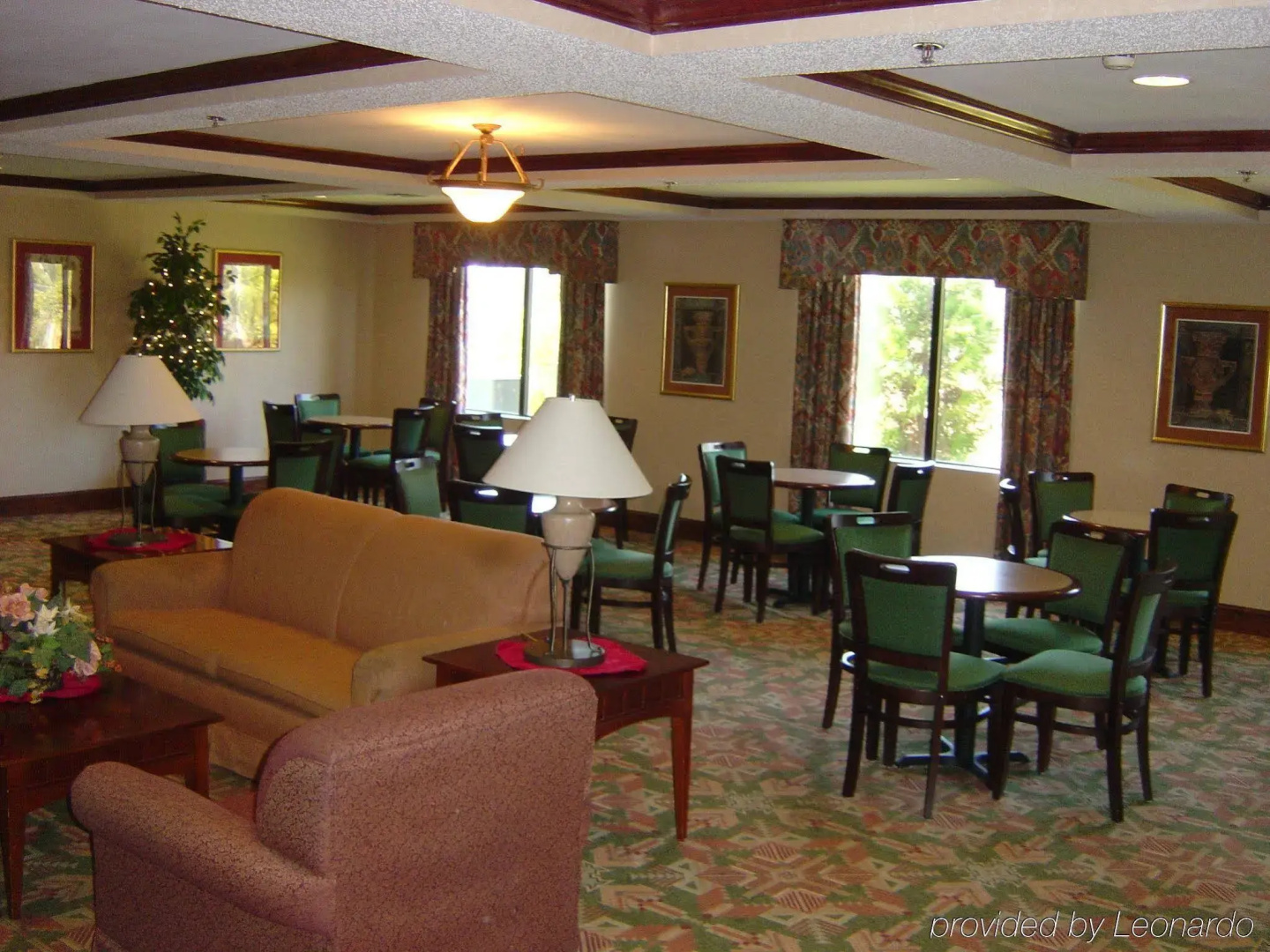 Holiday Inn Express Hotel & Suites Reidsville