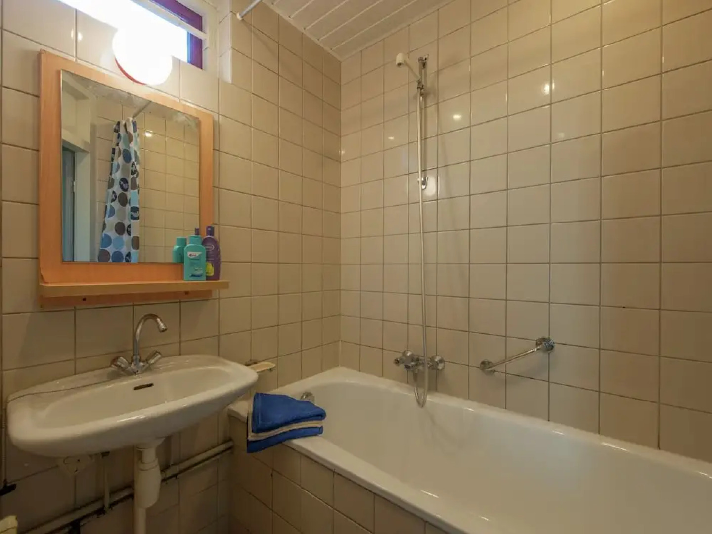 Well Furnished Bungalow With Microwave Near a Nature Reserve