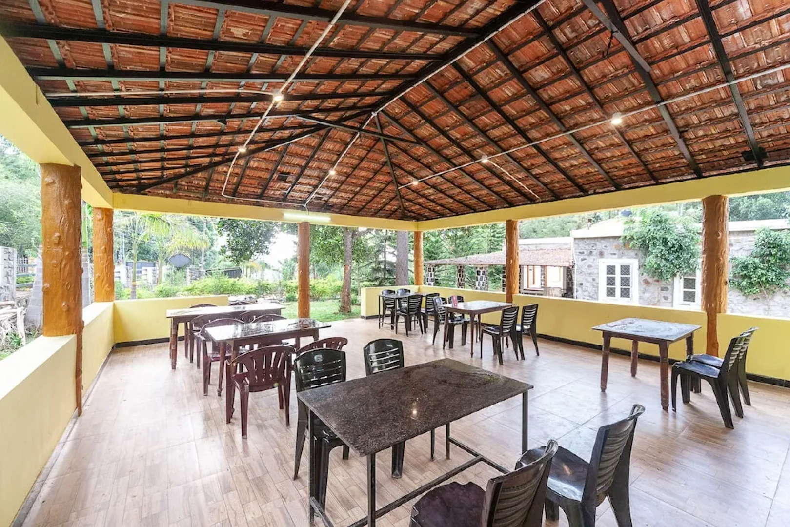 OYO 39471 Jma Garden Resorts