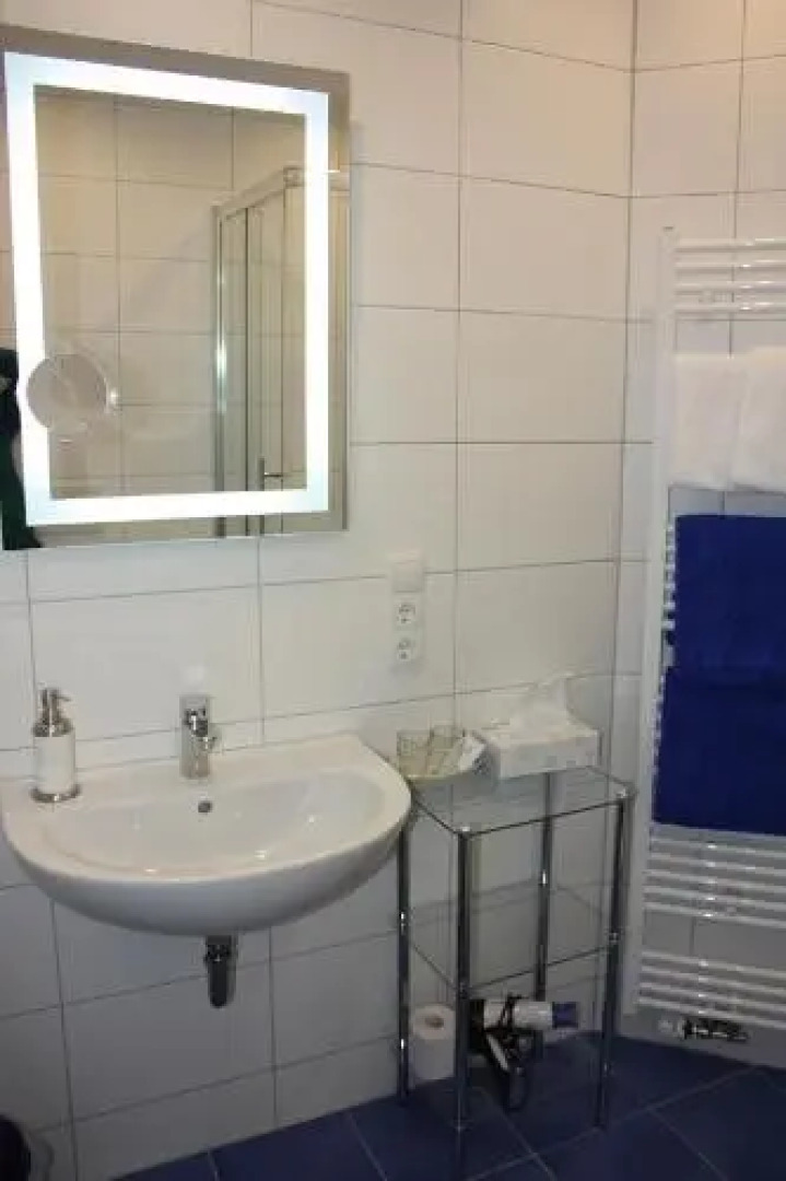 Gästehaus Burgberg, Weinhaus Fries