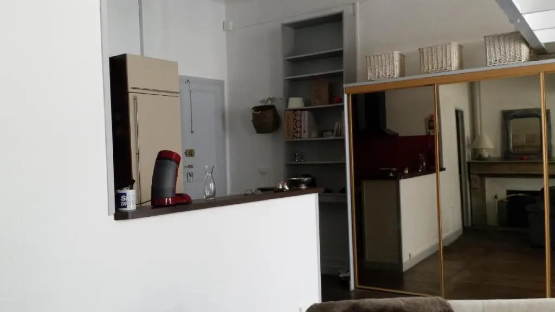 coquet studio en mezzanine