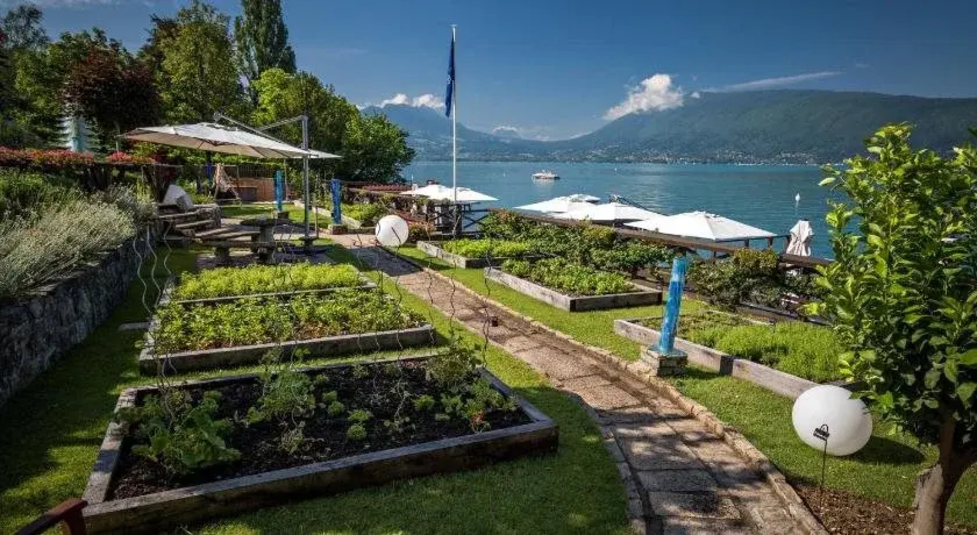 Hôtel Restaurant Yoann CONTE Bord du Lac