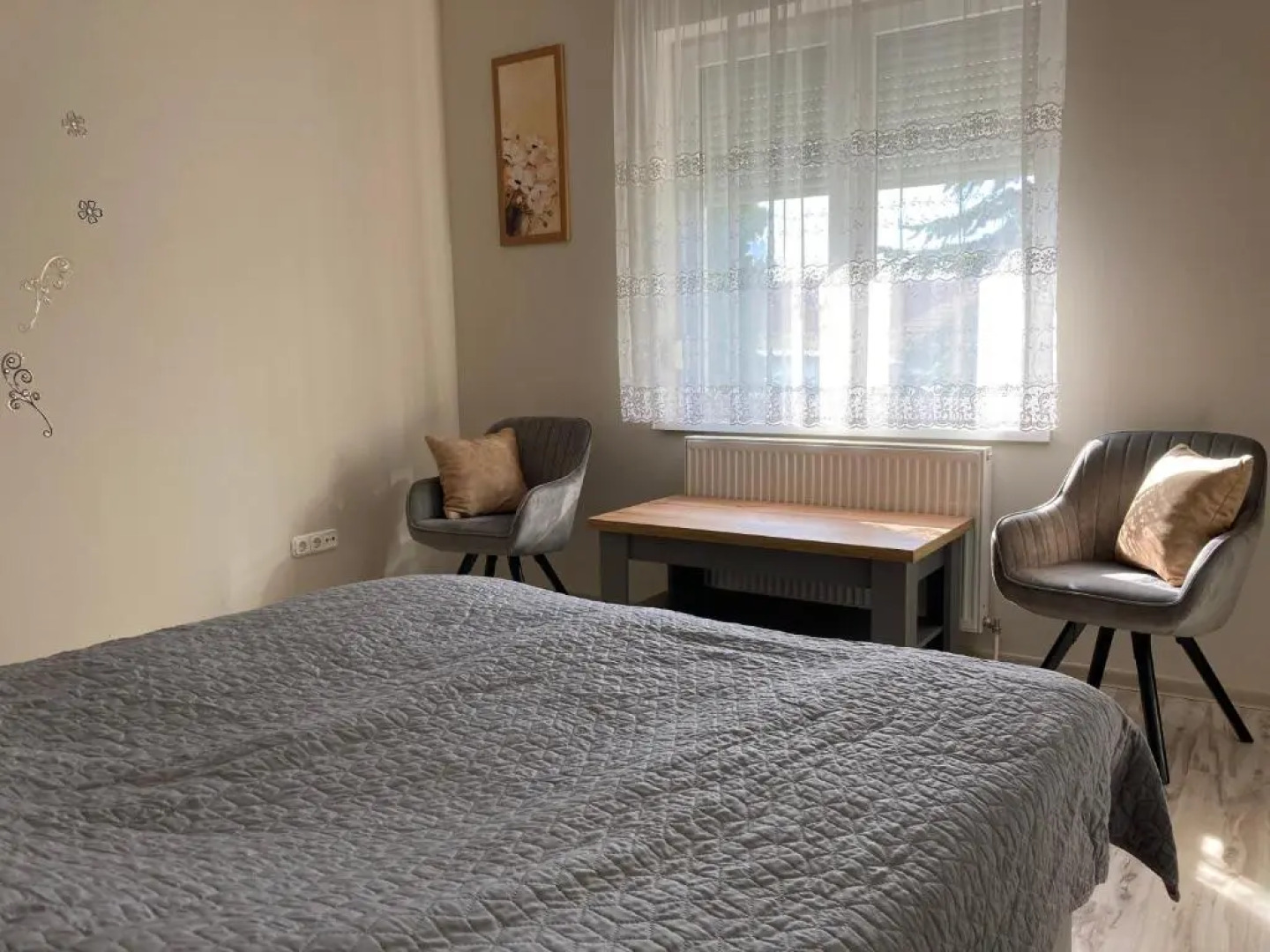 Kristaly Apartman