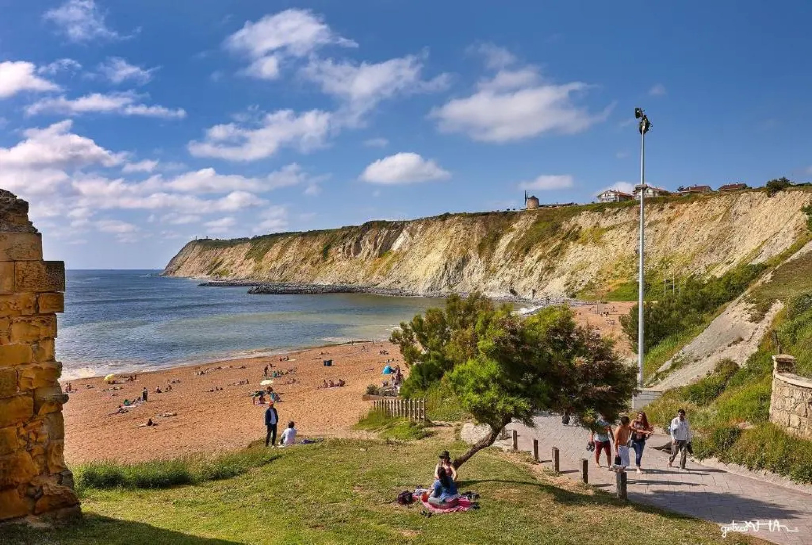 Cómodo y Luminoso a 5 min de la Playa